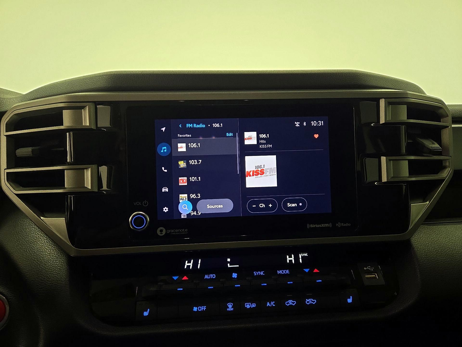 Thumbnail: 2024 Toyota Tundra - 15