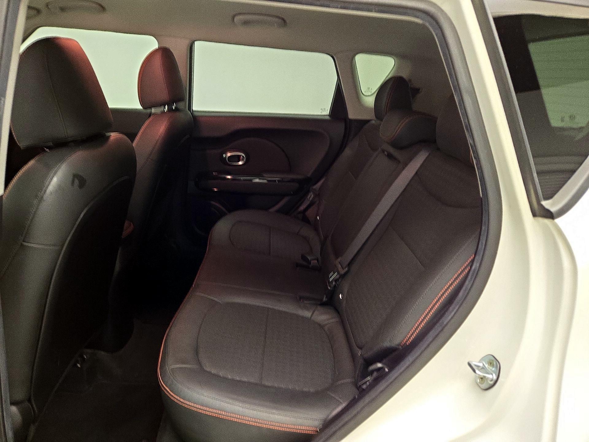 Thumbnail: 2017 Kia Soul - 19