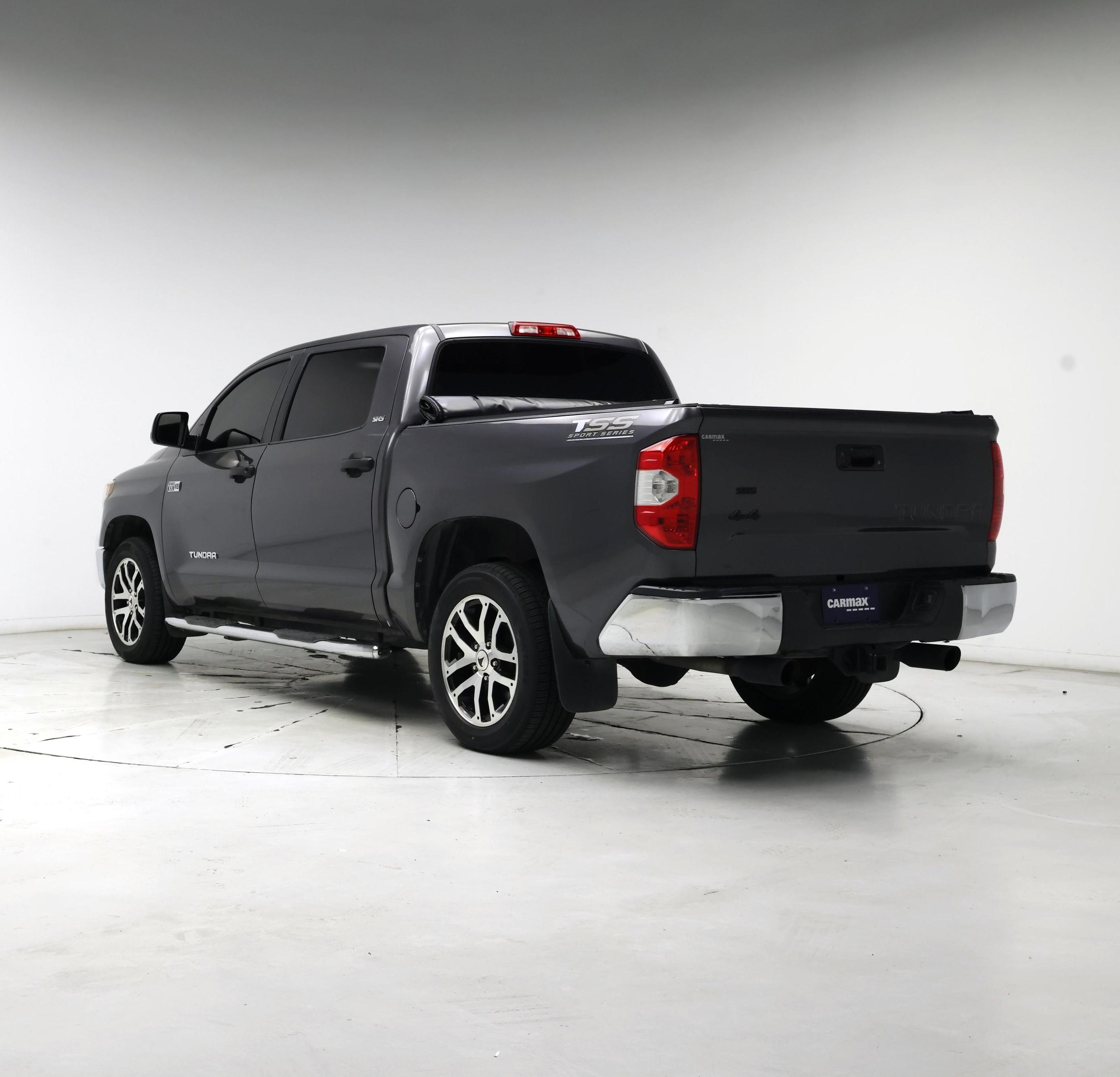 Thumbnail: 2018 Toyota Tundra - 2