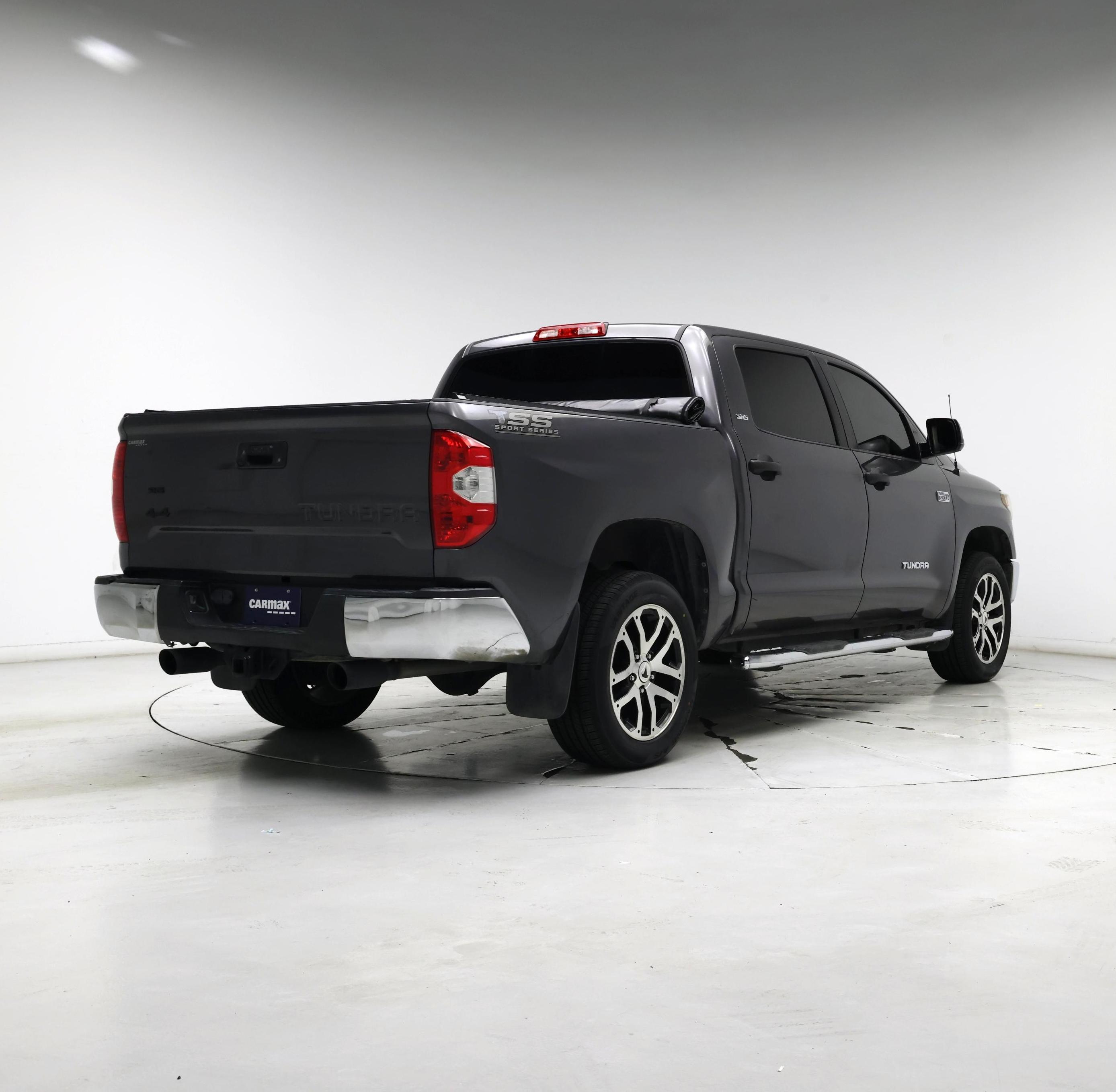 Thumbnail: 2018 Toyota Tundra - 8