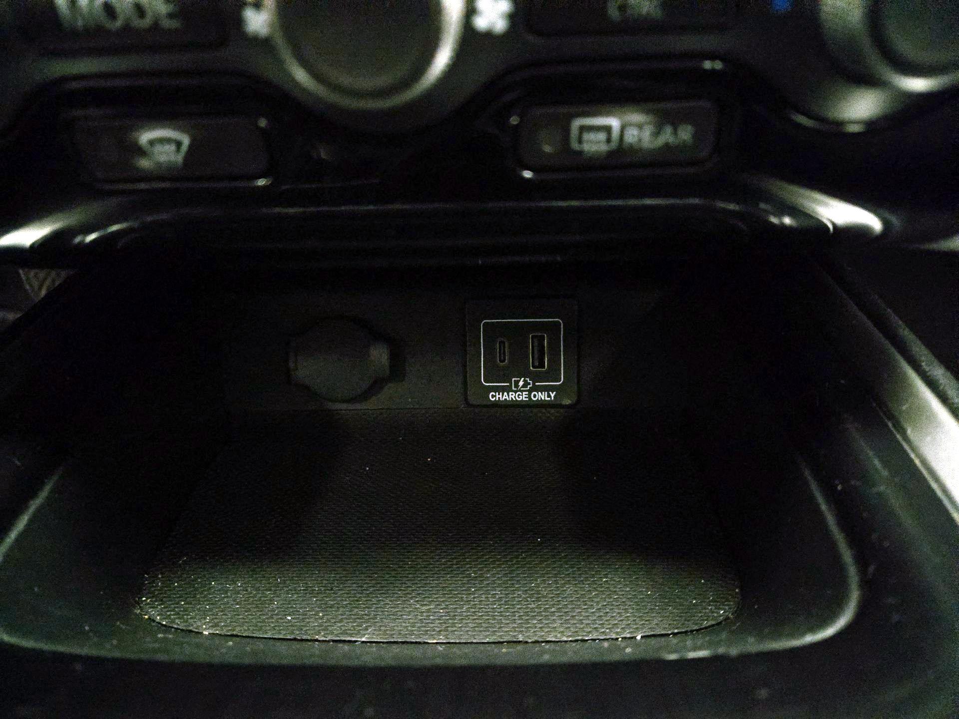 Thumbnail: 2019 Nissan Pathfinder - 18