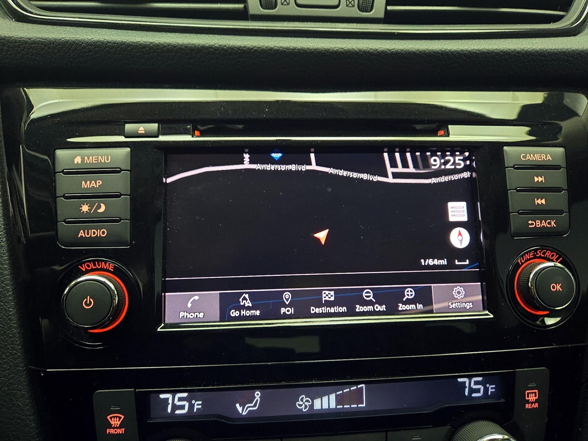 Thumbnail: 2018 Nissan Rogue - 14