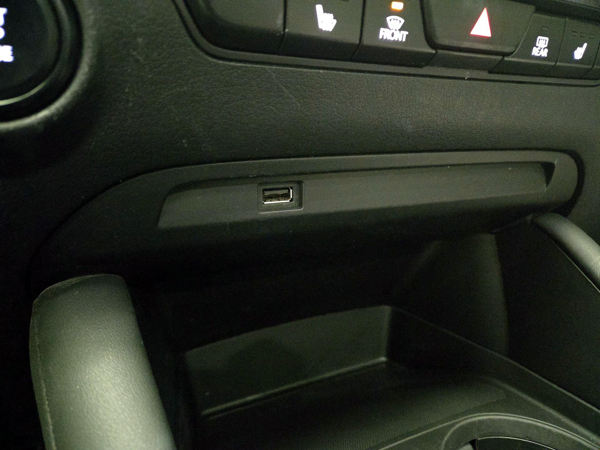 Thumbnail: 2021 Mazda Mazda3 - 18