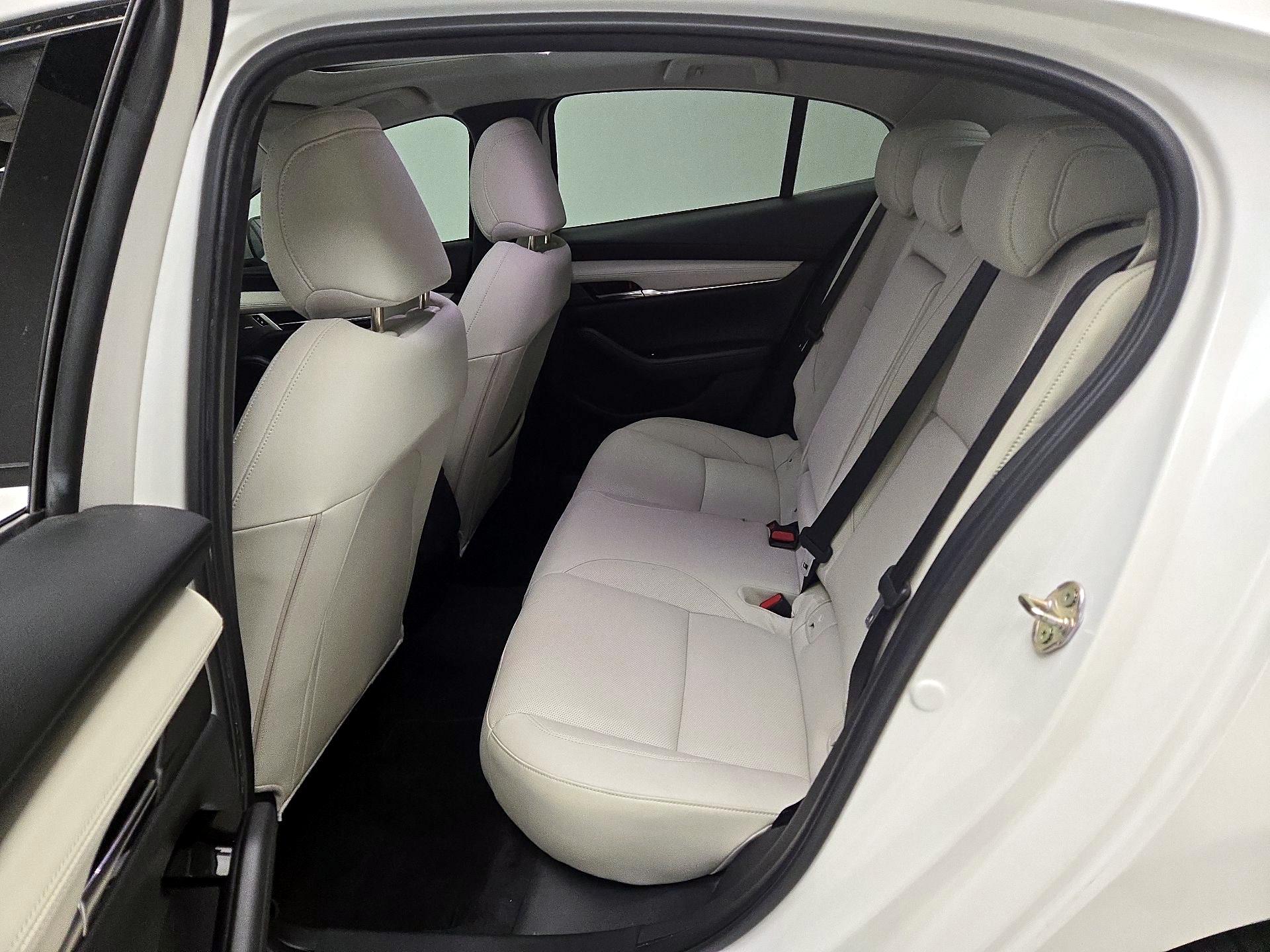 Thumbnail: 2021 Mazda Mazda3 - 20