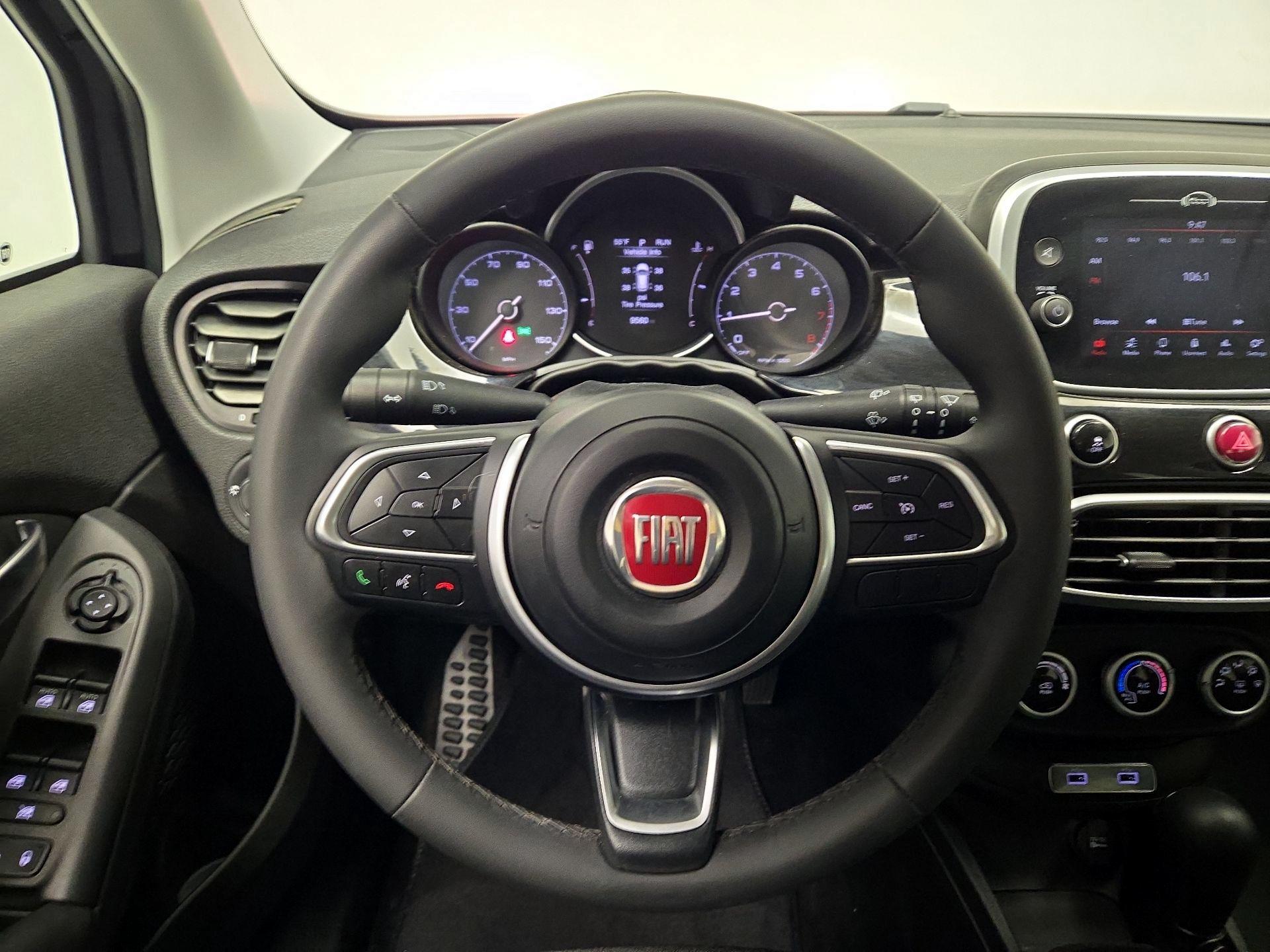 Thumbnail: 2020 Fiat 500X - 10