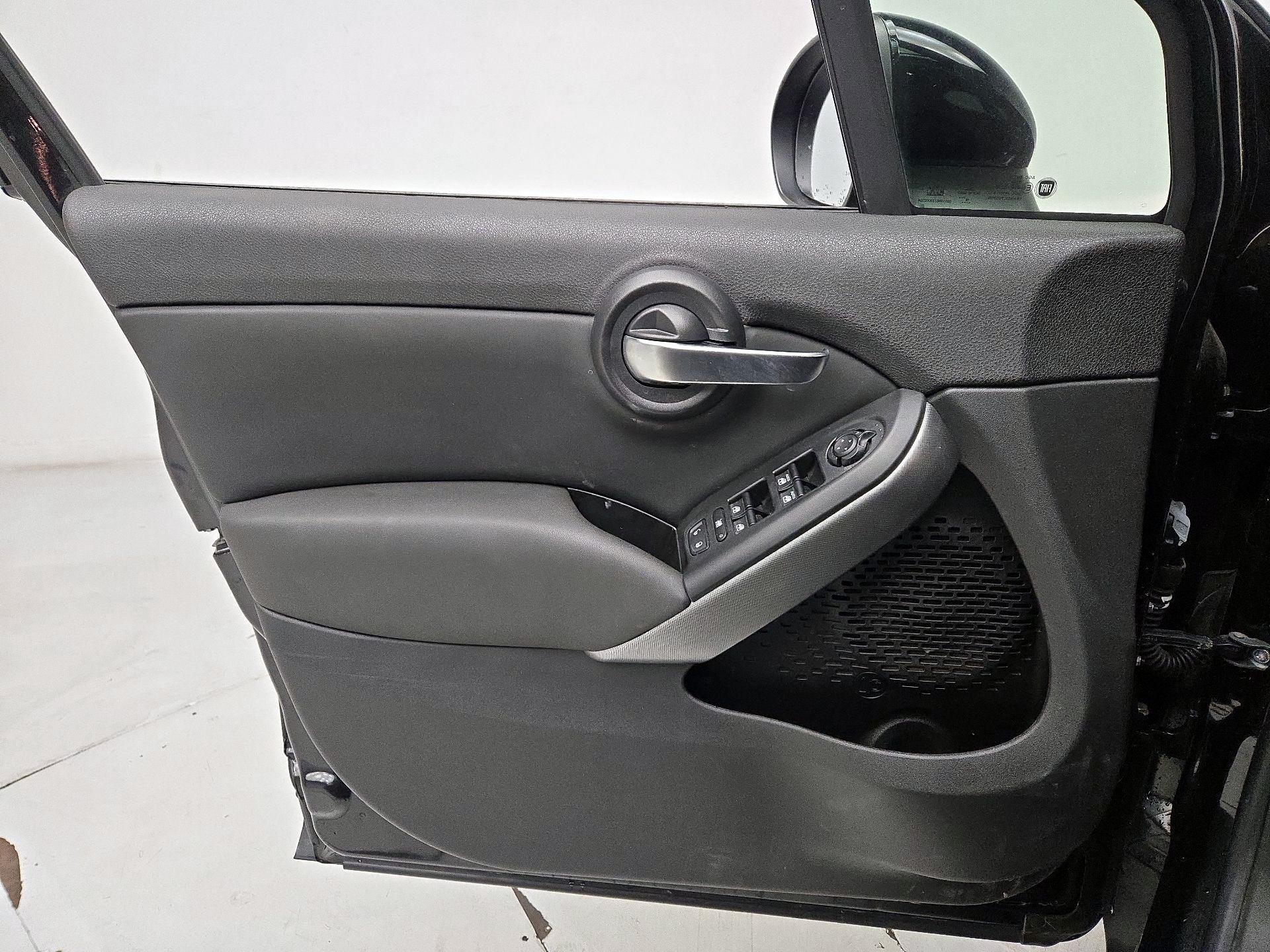 Thumbnail: 2020 Fiat 500X - 12