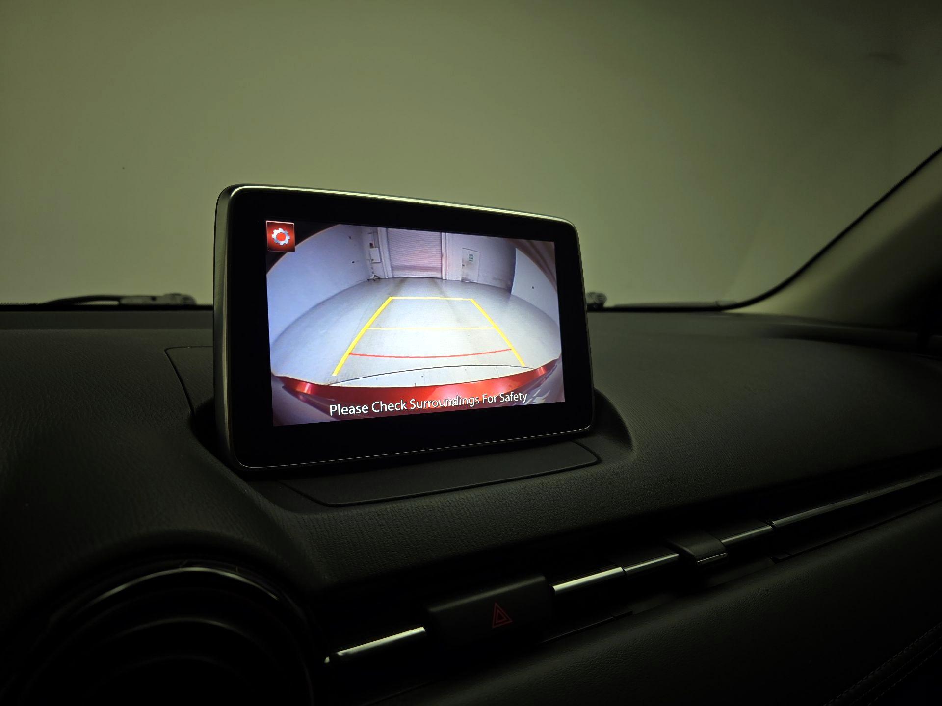 Thumbnail: 2018 Toyota Yaris iA - 13