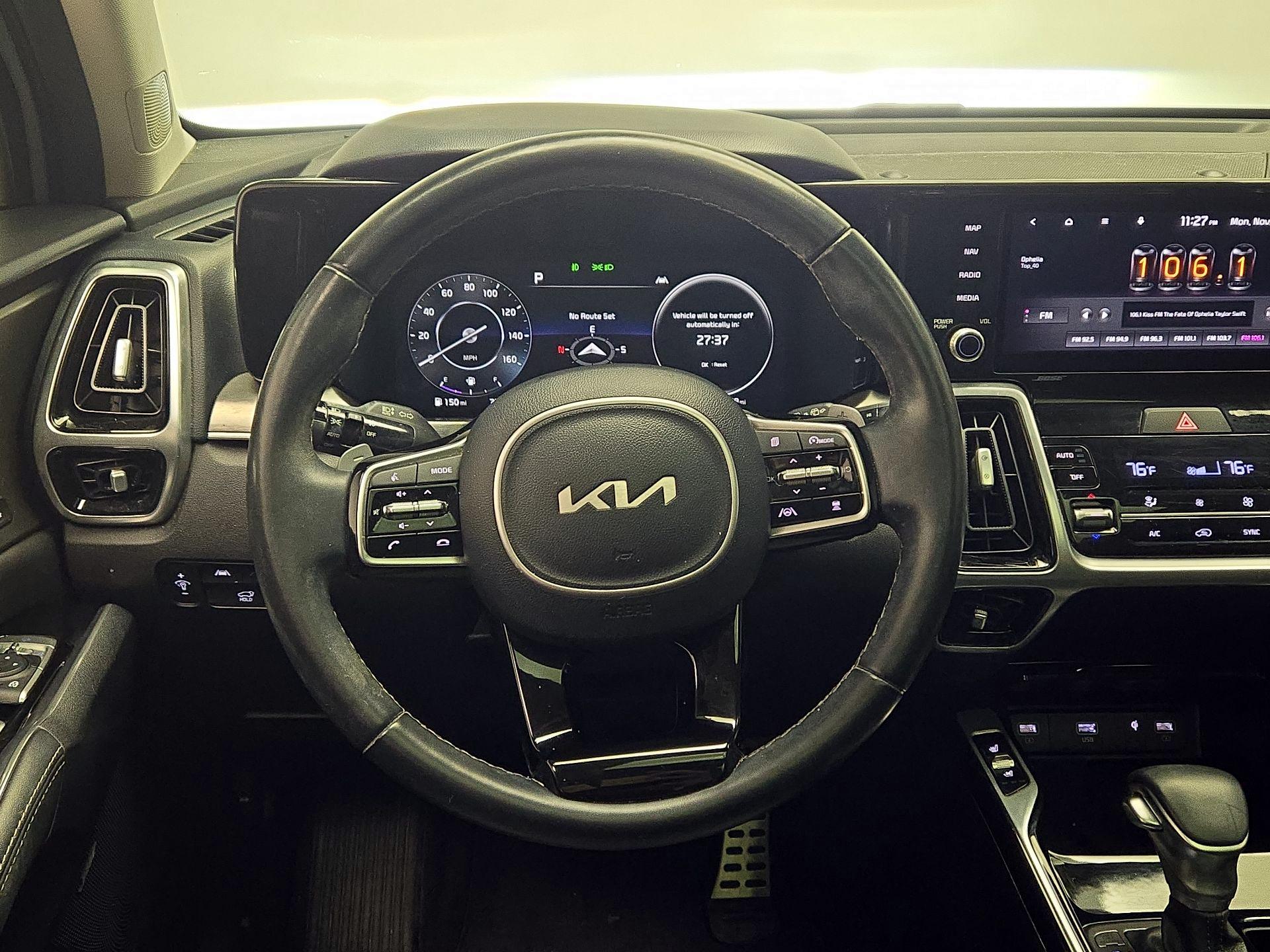 Thumbnail: 2022 Kia Sorento - 10