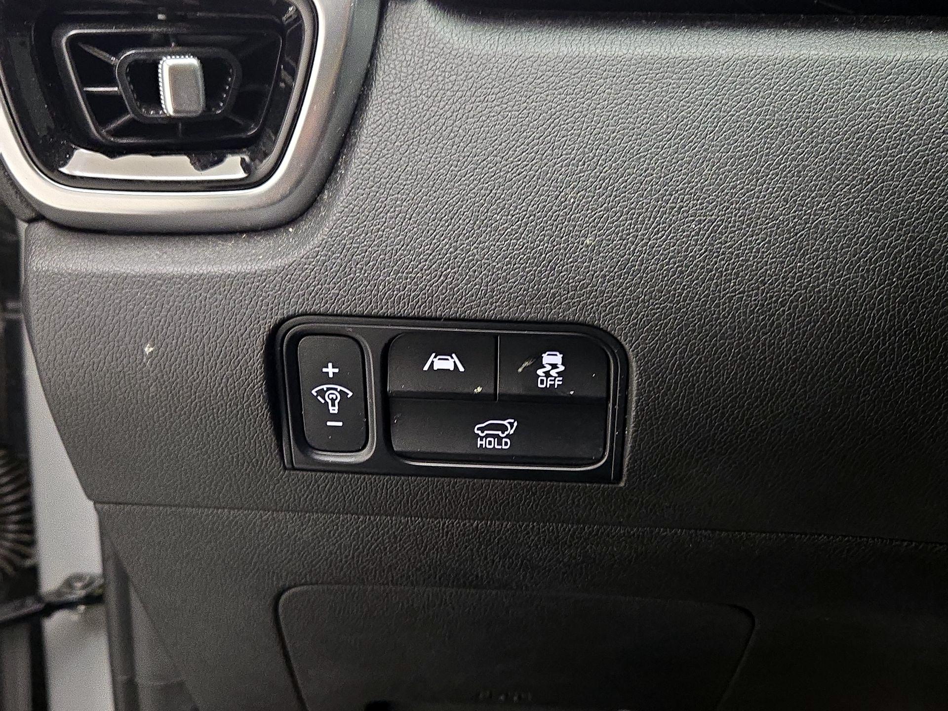 Thumbnail: 2022 Kia Sorento - 13