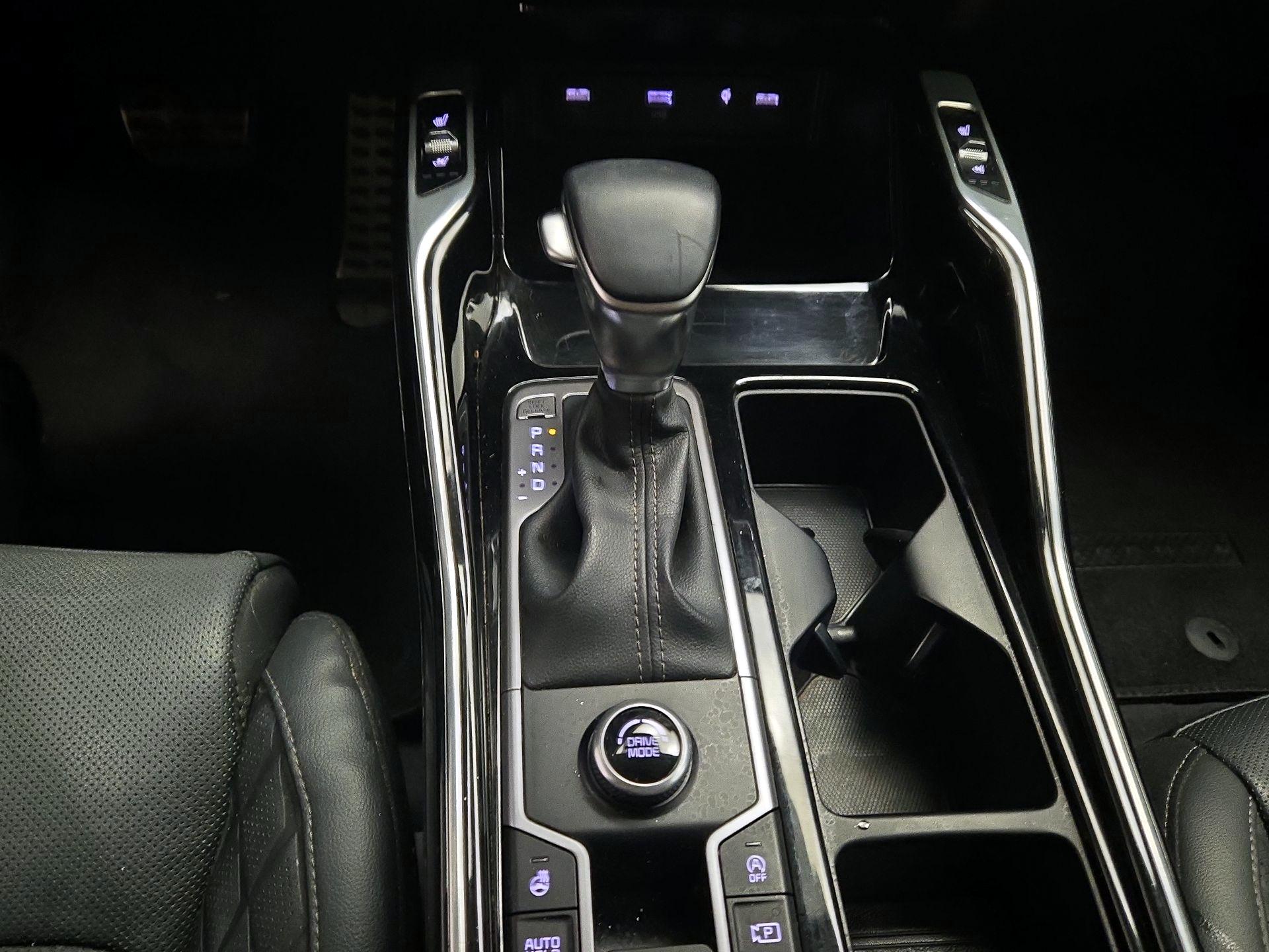 Thumbnail: 2022 Kia Sorento - 17