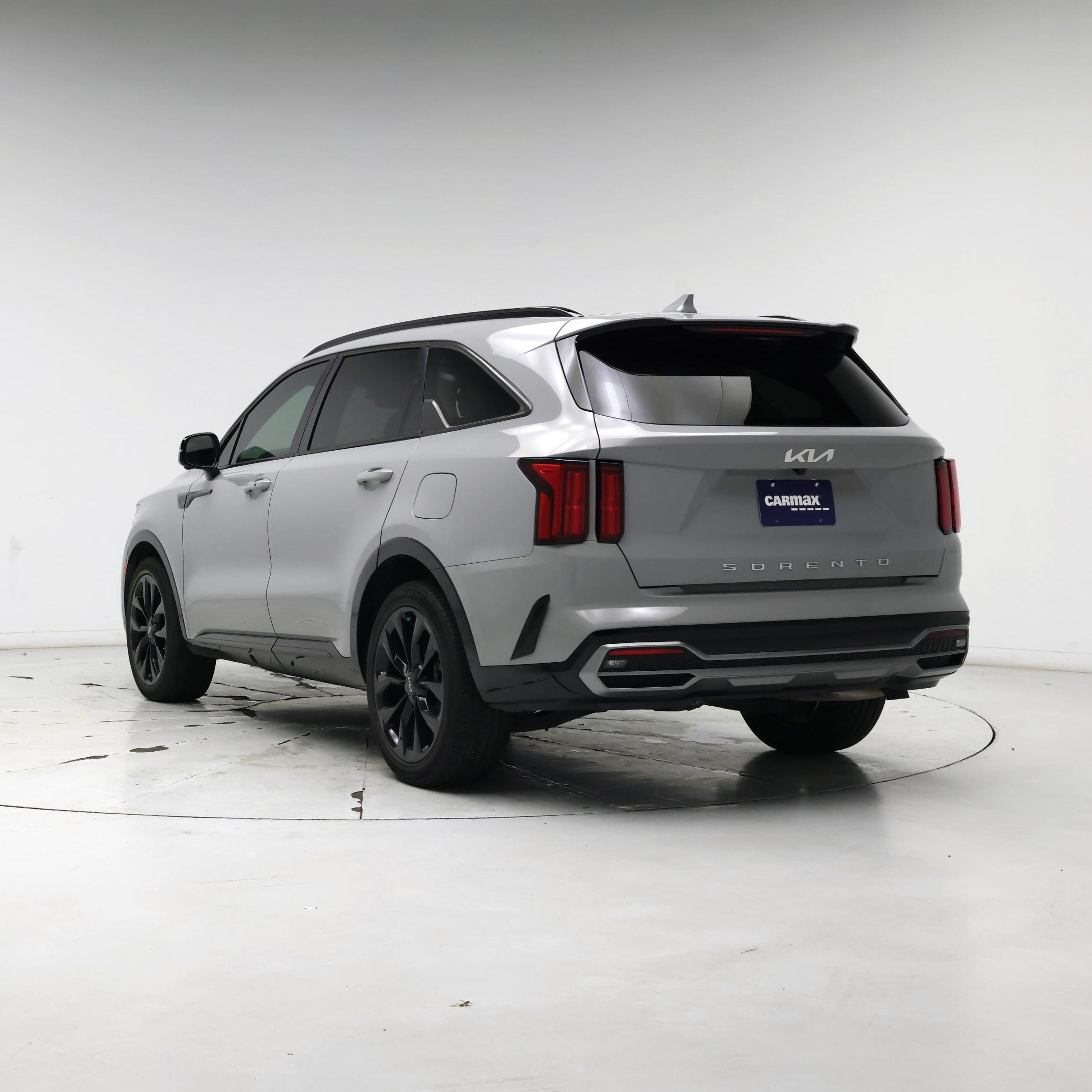 Thumbnail: 2022 Kia Sorento - 2