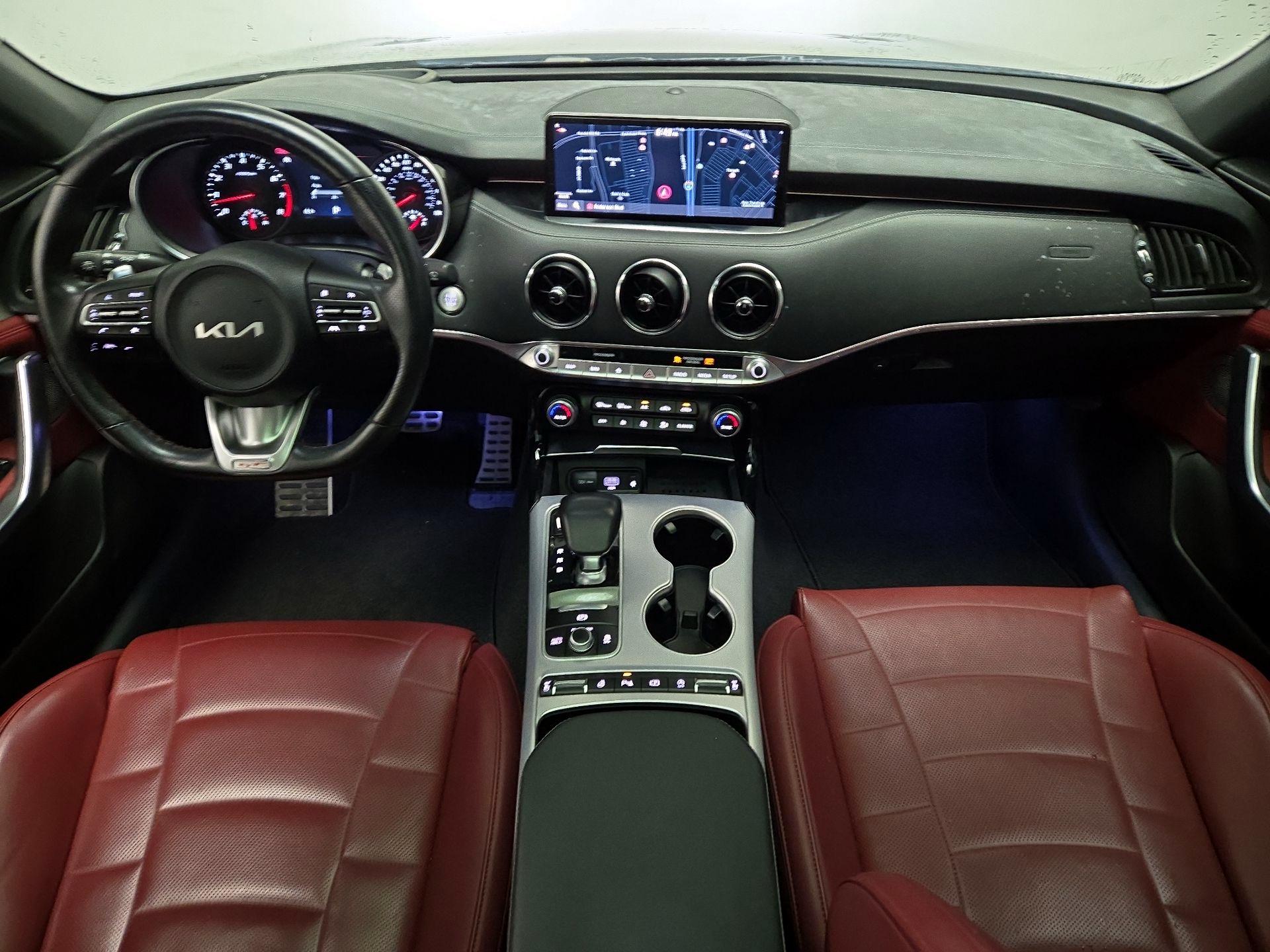 Thumbnail: 2022 Kia Stinger - 9