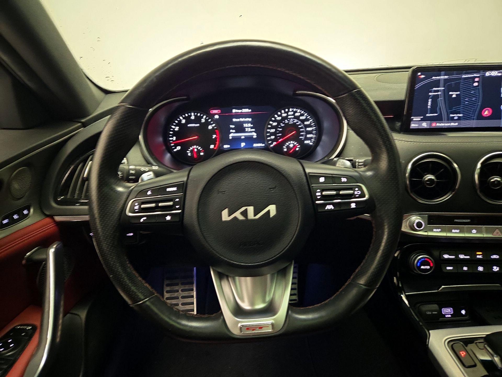 Thumbnail: 2022 Kia Stinger - 10