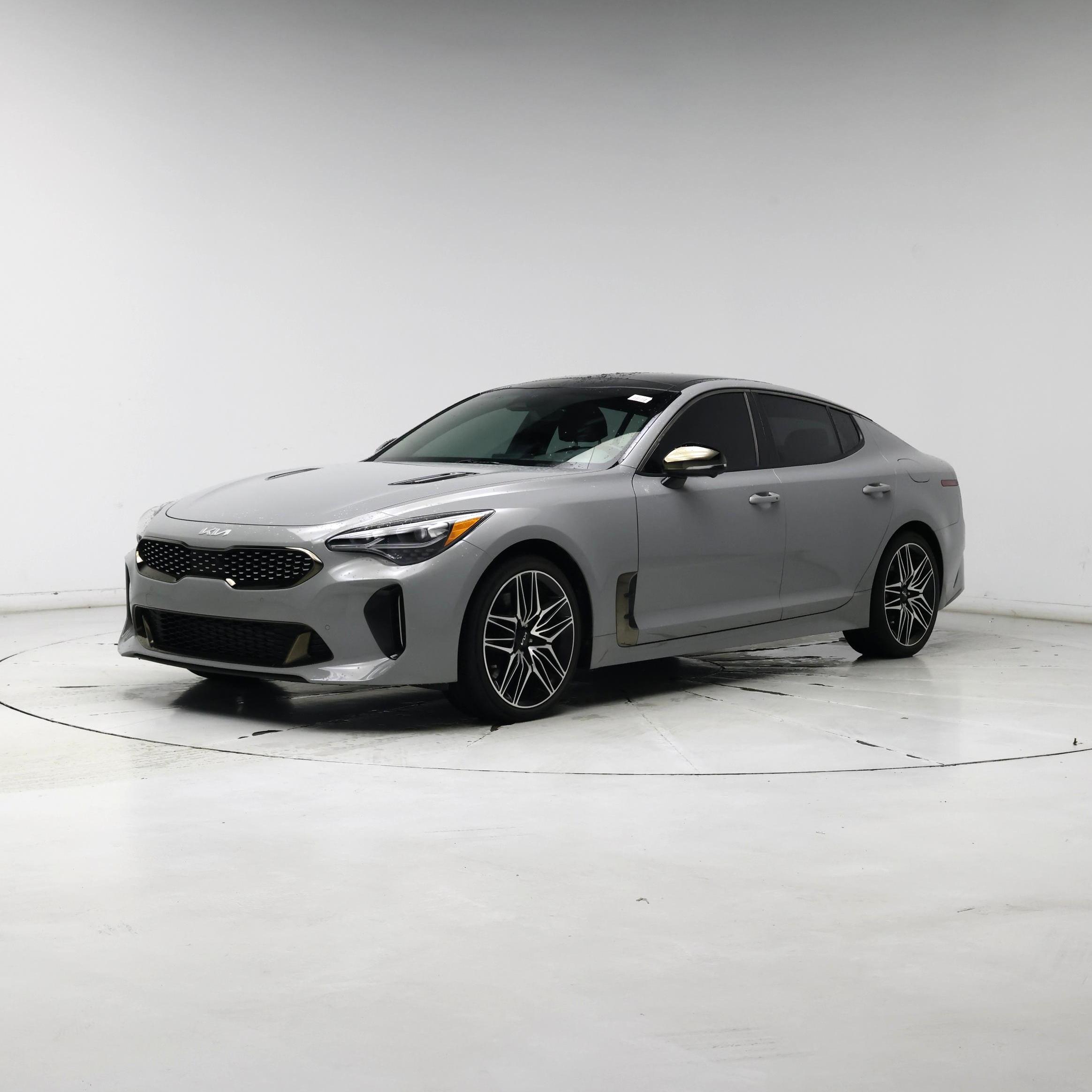 Thumbnail: 2022 Kia Stinger - 4