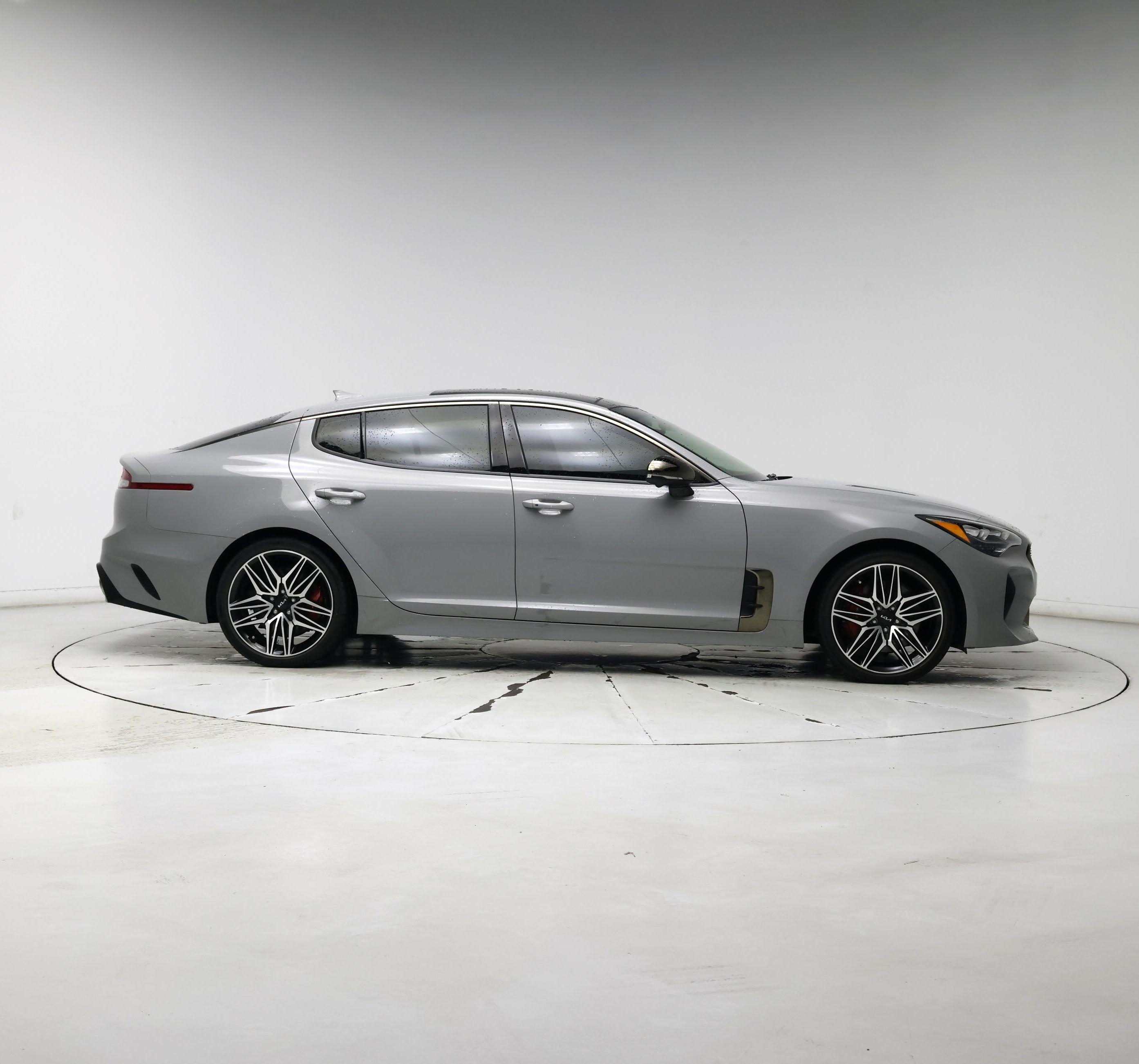 Thumbnail: 2022 Kia Stinger - 7