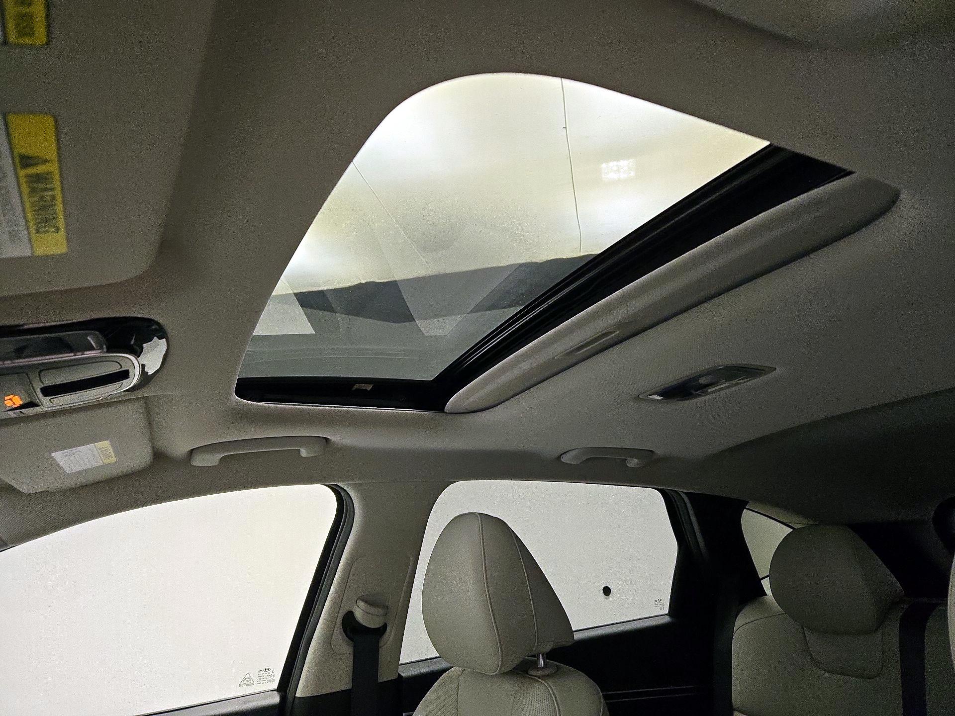 Thumbnail: 2023 Hyundai Tucson - 19