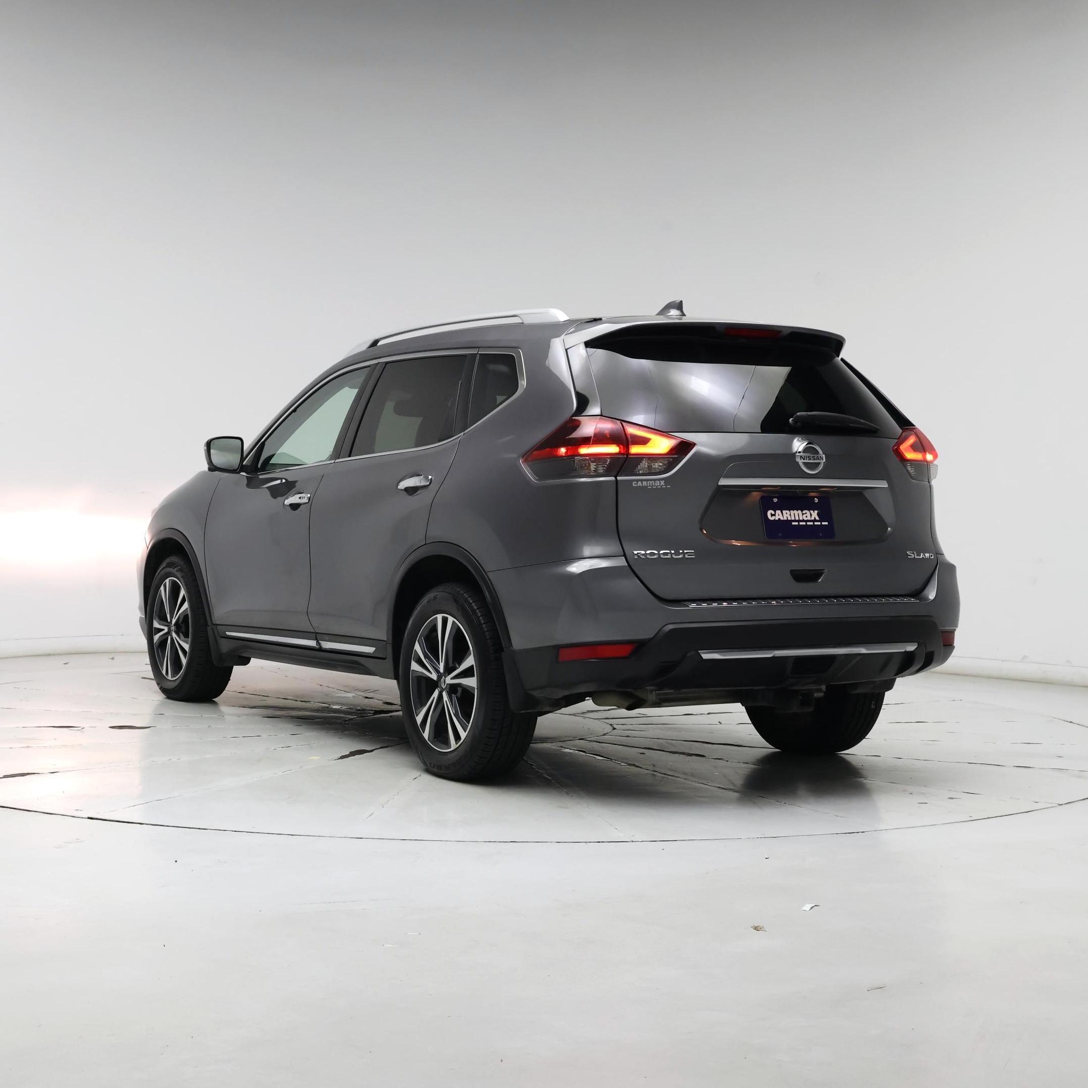 Thumbnail: 2018 Nissan Rogue - 2
