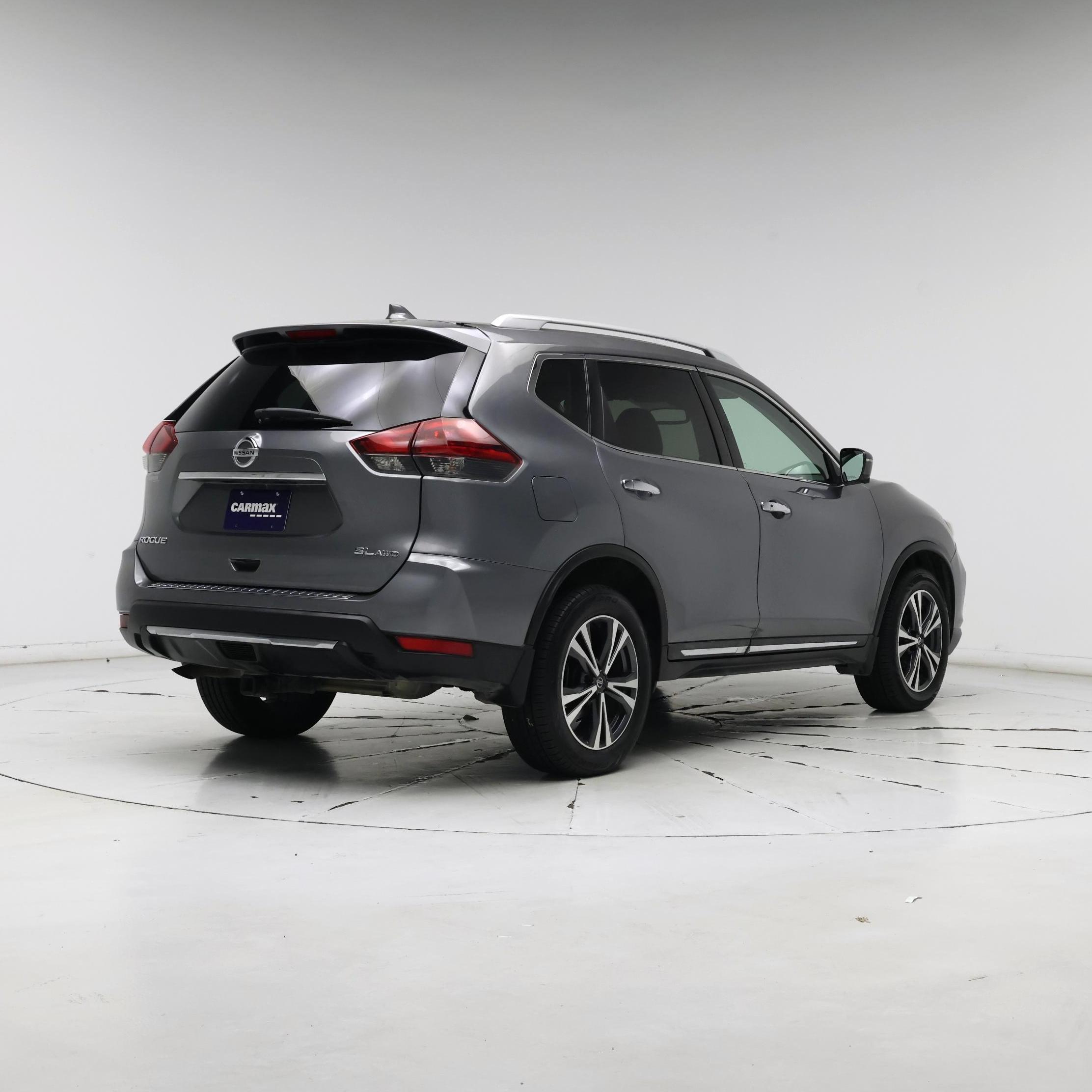 Thumbnail: 2018 Nissan Rogue - 8