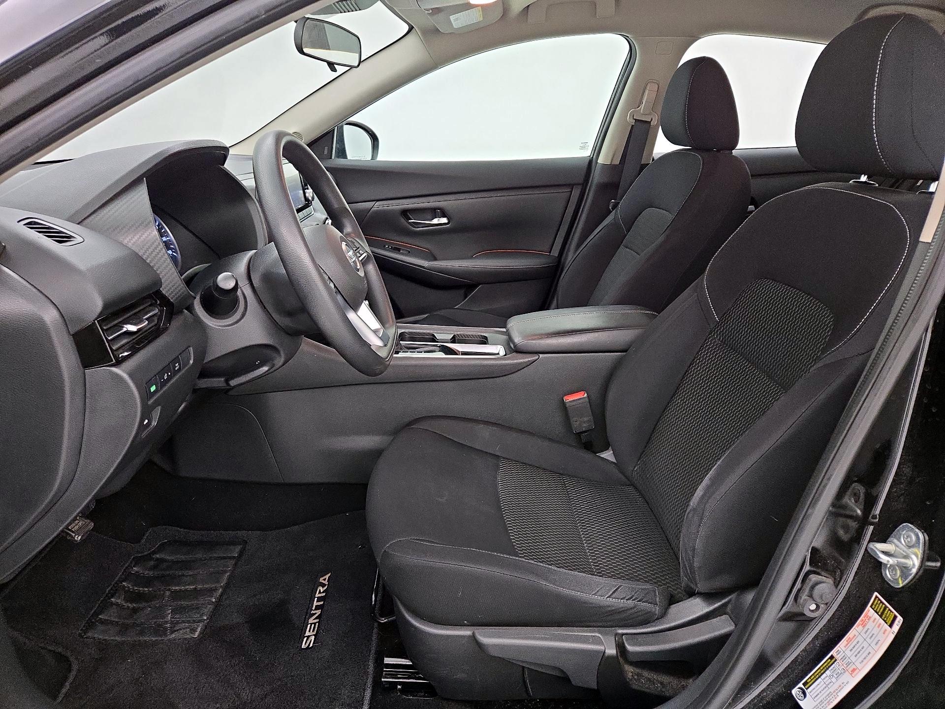 Thumbnail: 2020 Nissan Sentra - 11