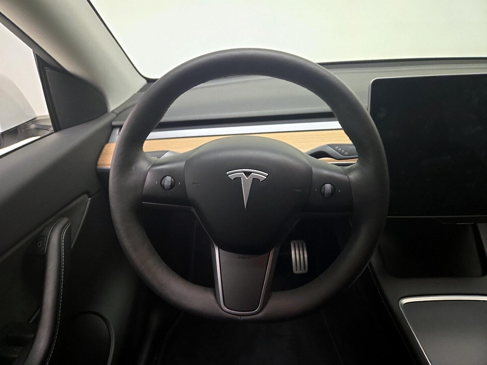 Thumbnail: 2022 Tesla Model Y - 10
