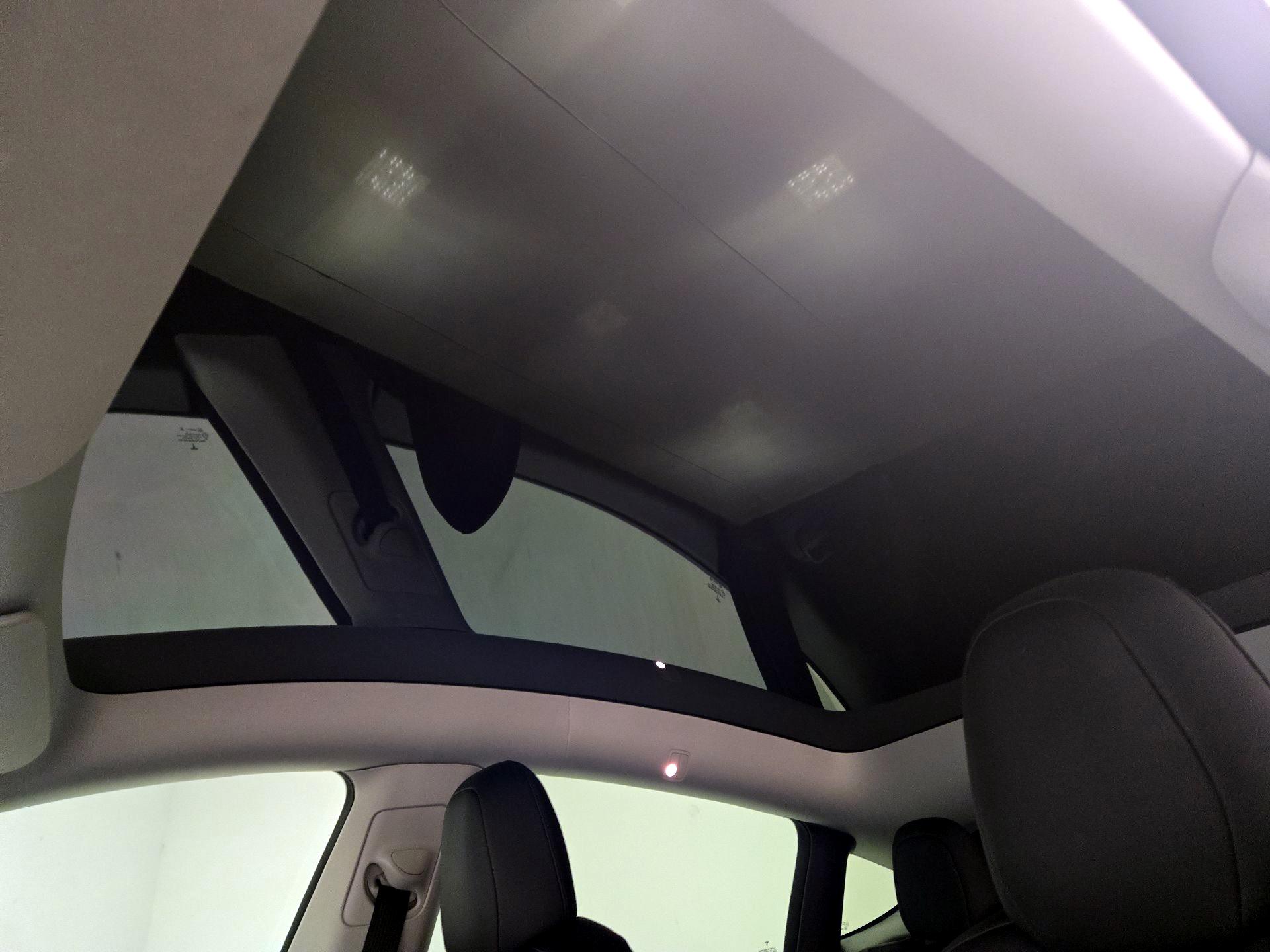 Thumbnail: 2022 Tesla Model Y - 18