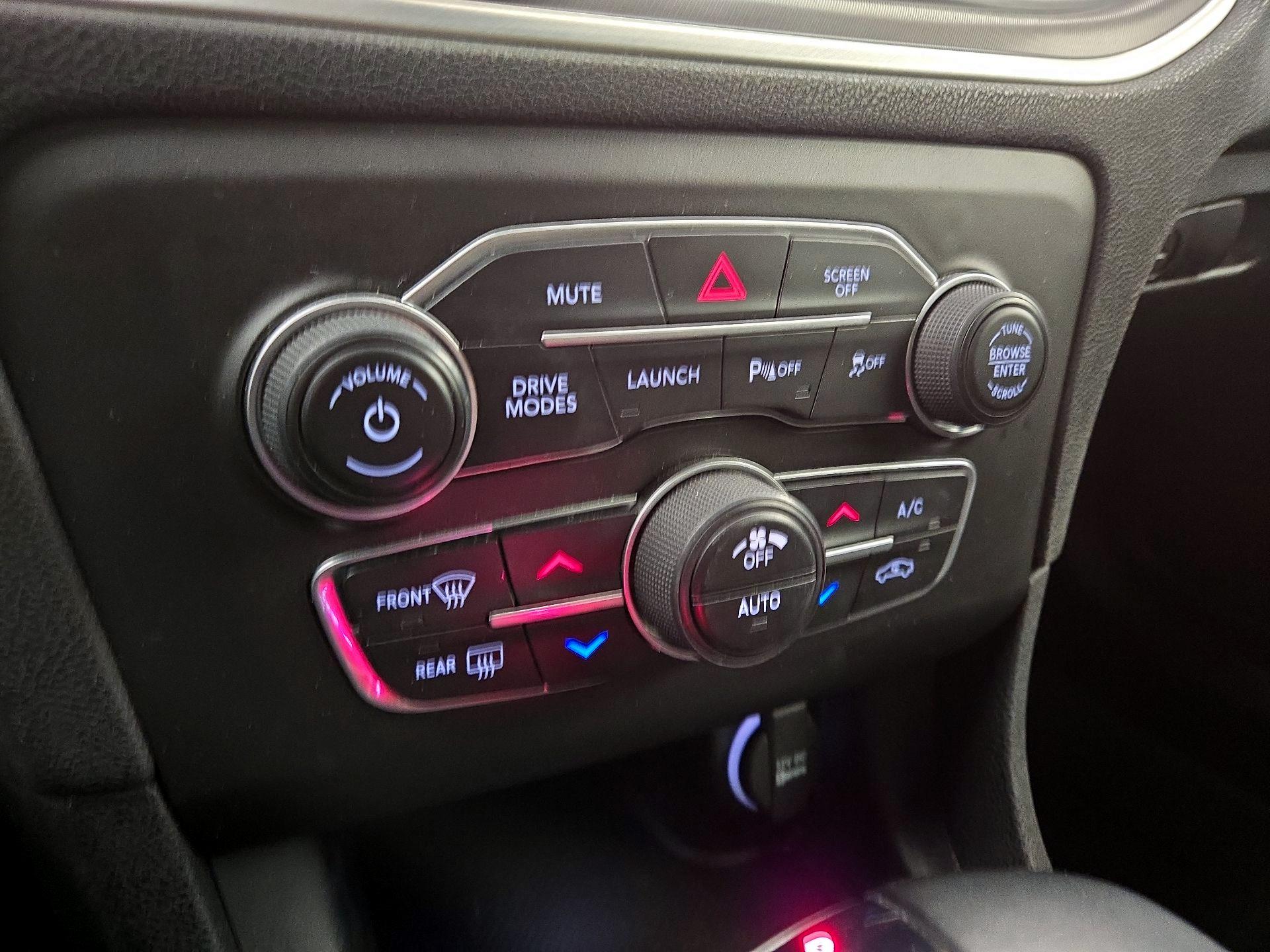 Thumbnail: 2021 Dodge Charger - 16