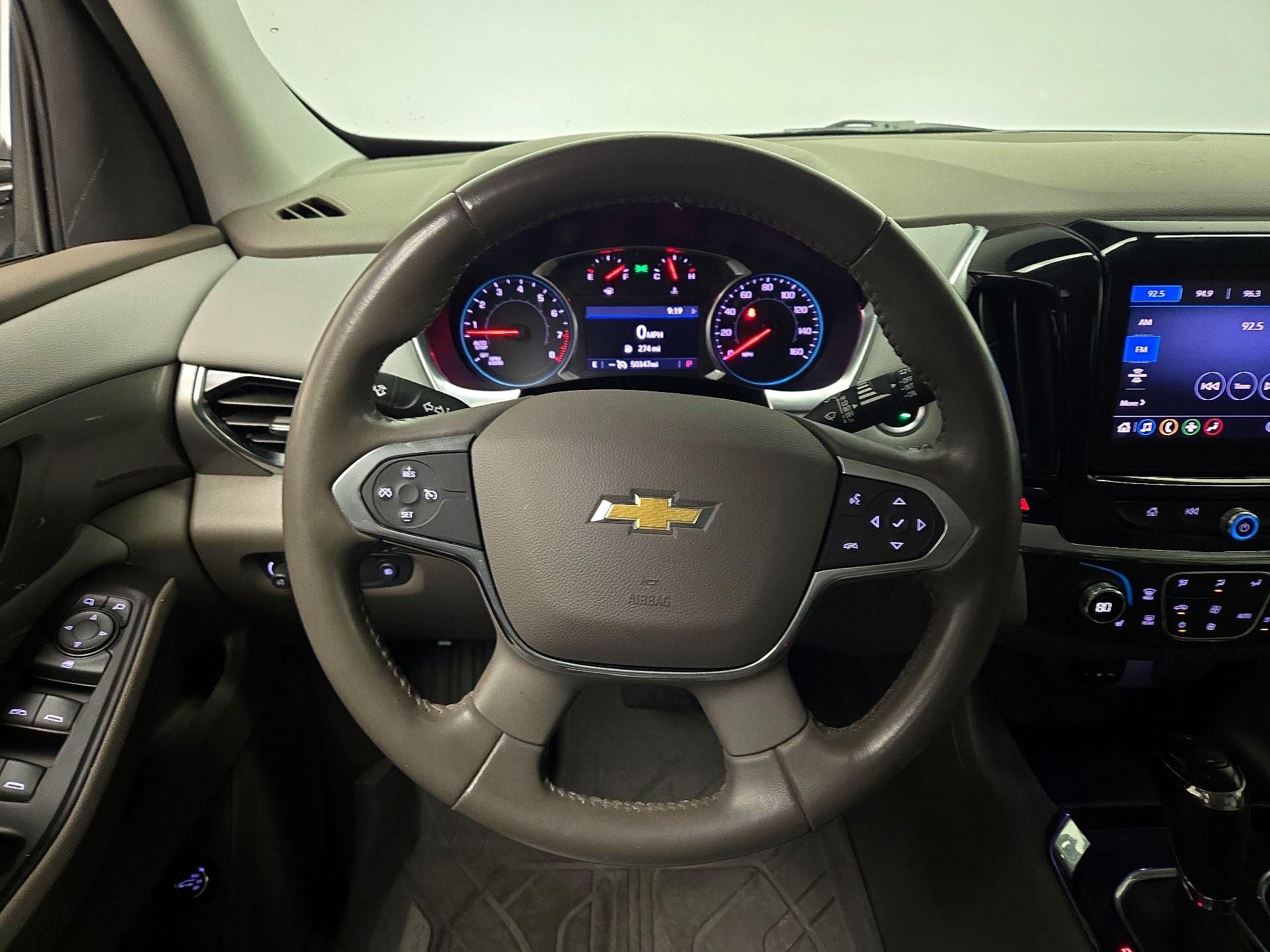 Thumbnail: 2020 Chevrolet Traverse - 10