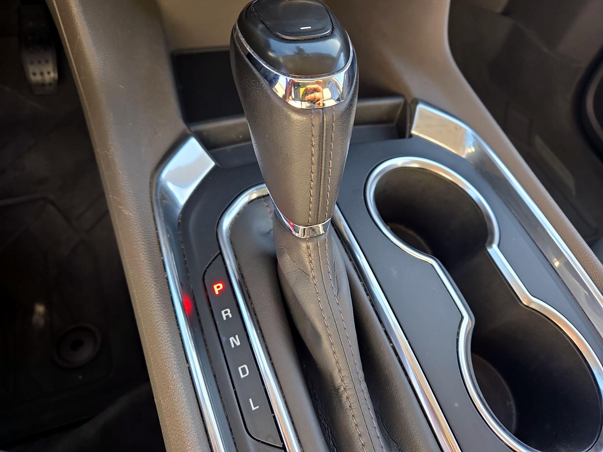 Thumbnail: 2020 Chevrolet Traverse - 17