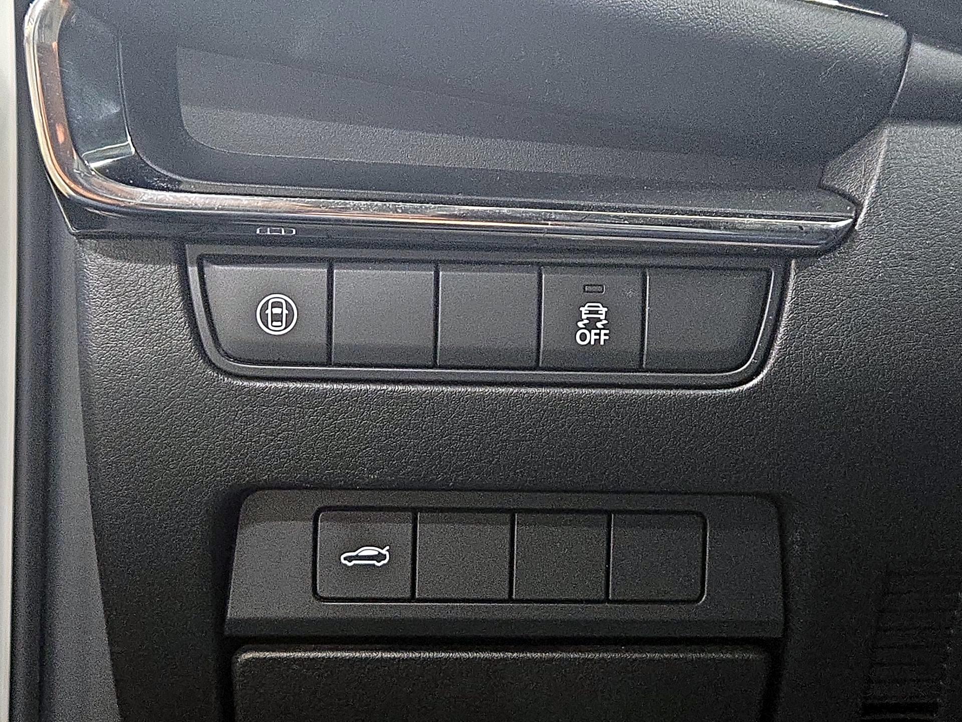 Thumbnail: 2019 Mazda Mazda3 - 13