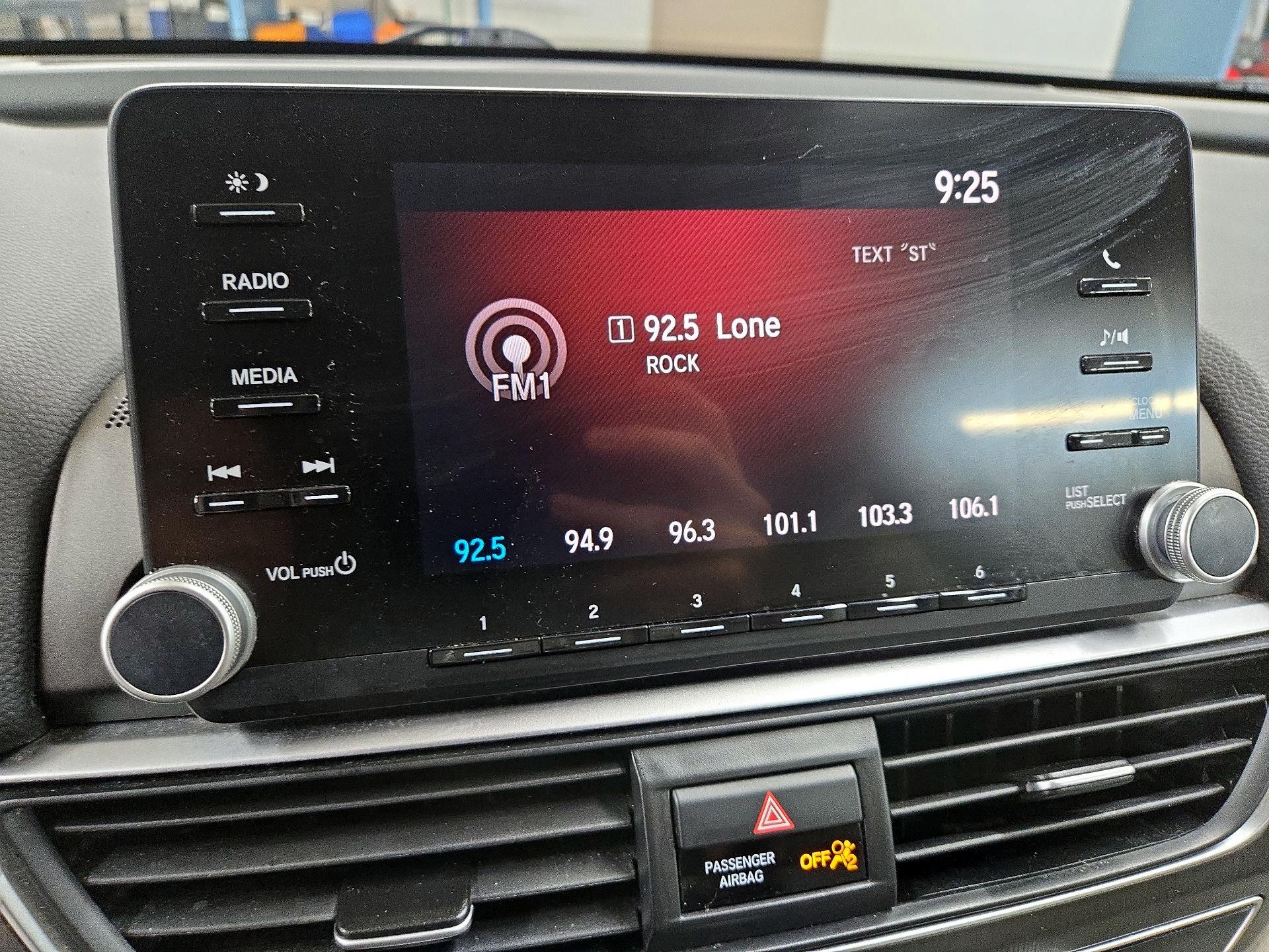 Thumbnail: 2019 Honda Accord - 14