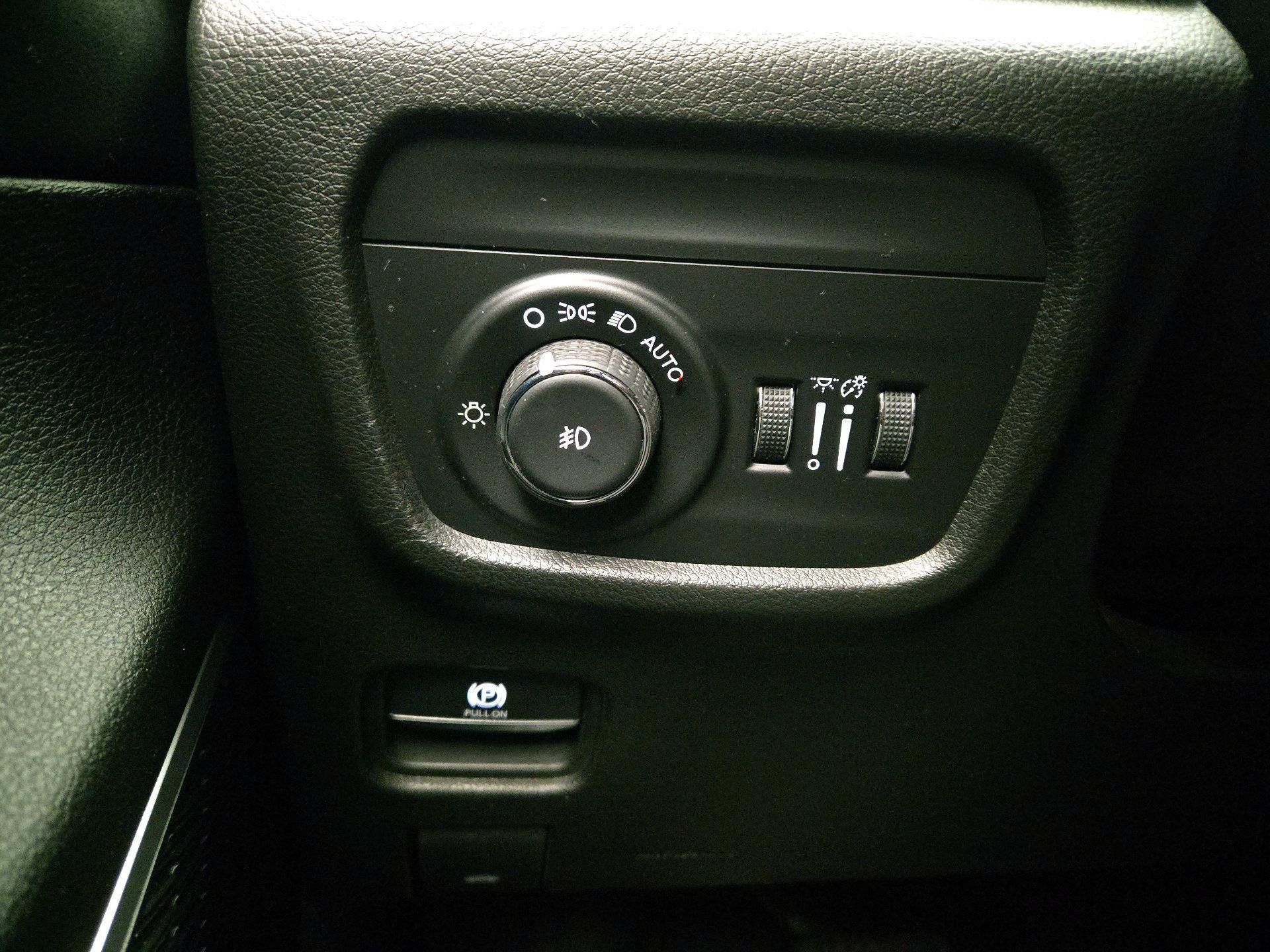 Thumbnail: 2023 Jeep Grand Cherokee L - 13