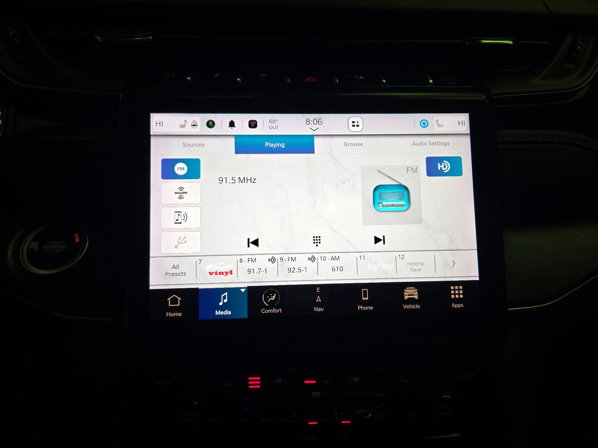 Thumbnail: 2023 Jeep Grand Cherokee L - 16