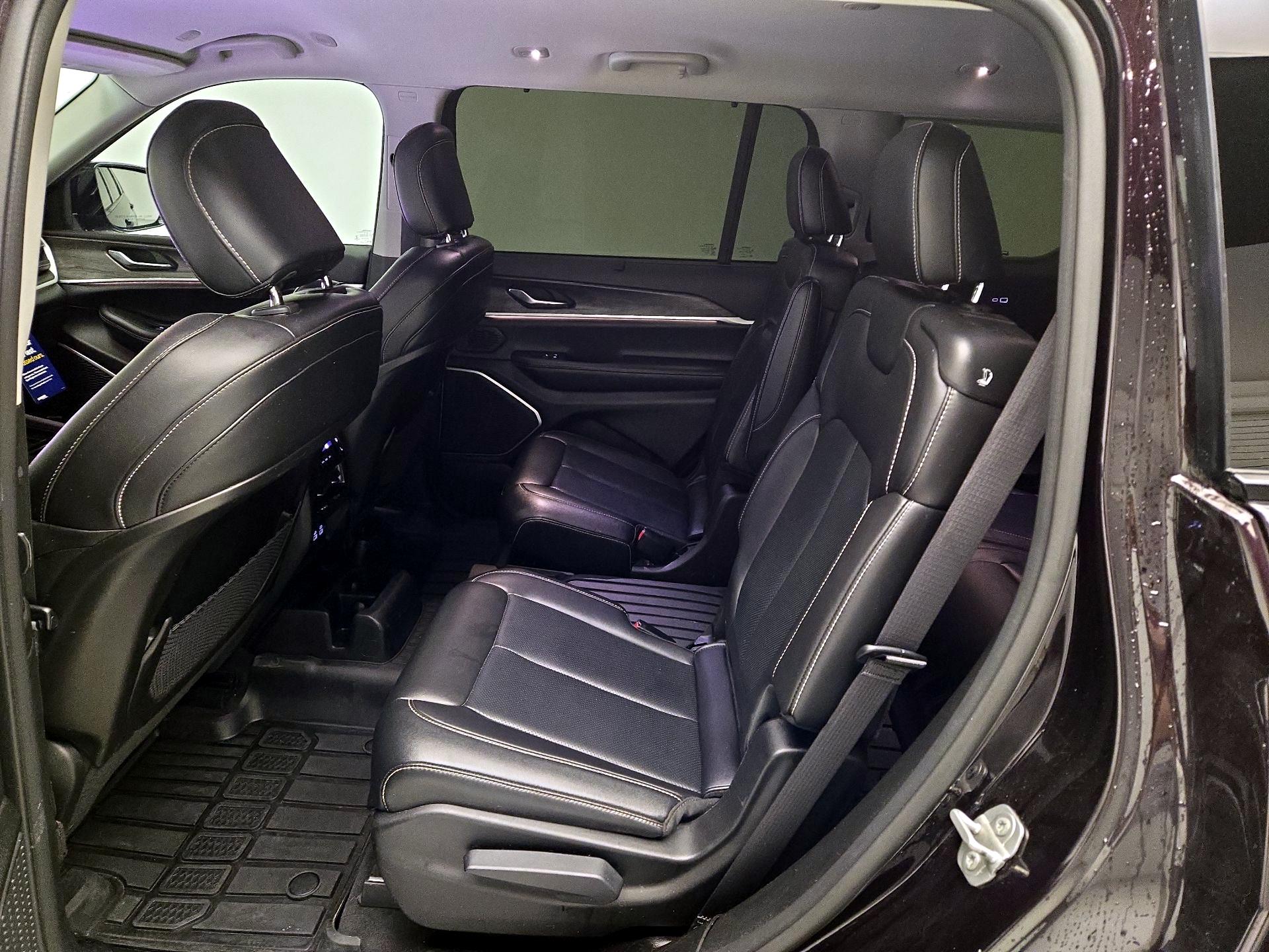 Thumbnail: 2023 Jeep Grand Cherokee L - 20