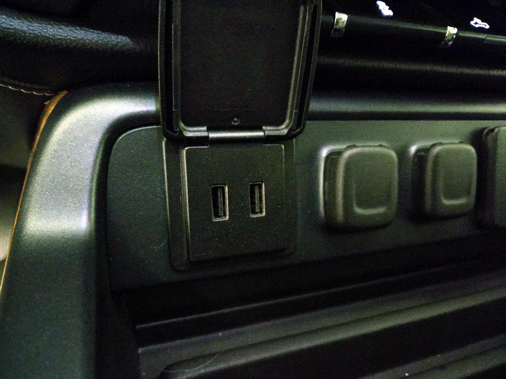 Thumbnail: 2017 Chevrolet Silverado 1500 - 18