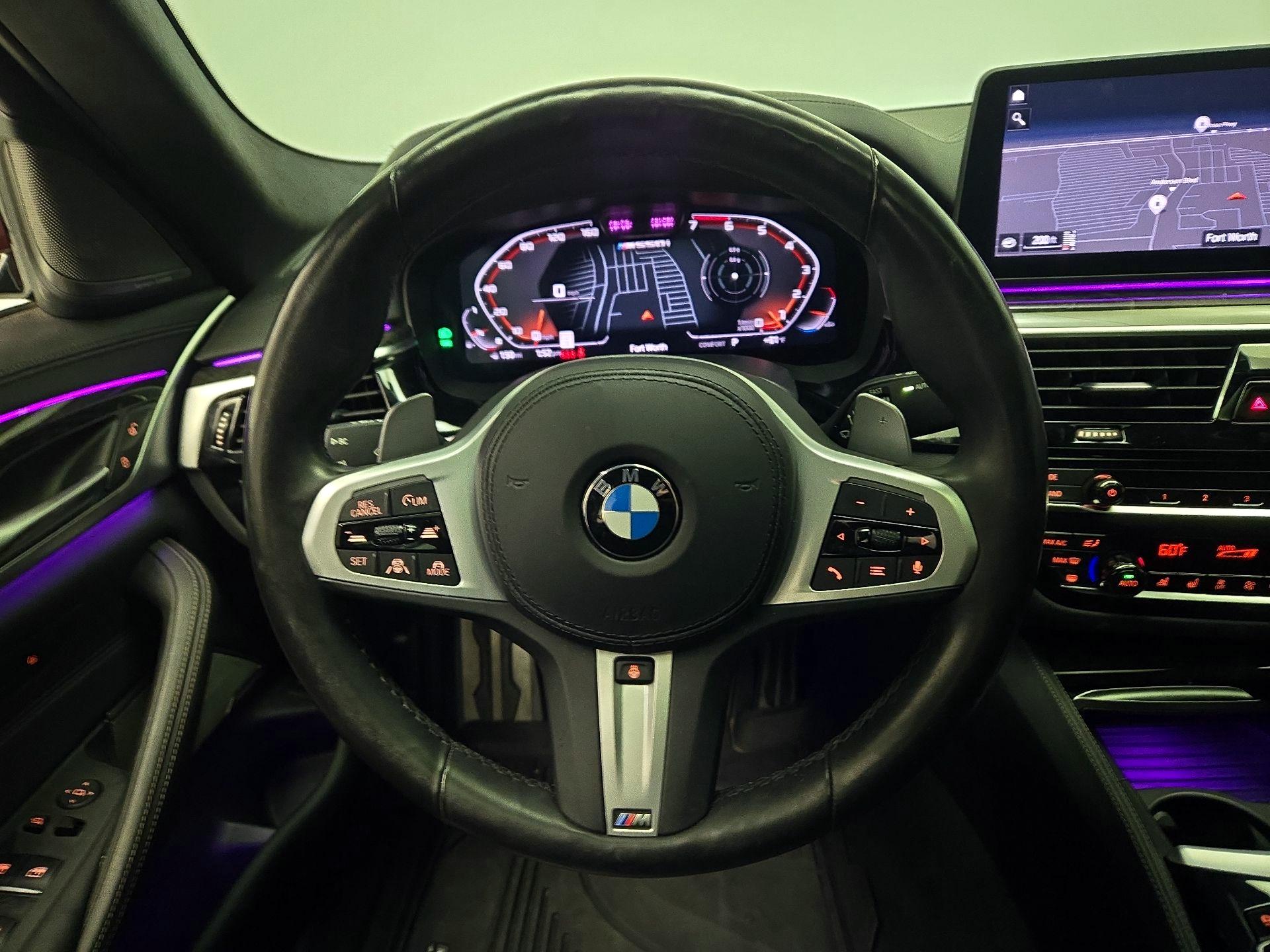 Thumbnail: 2022 BMW 5 Series - 10