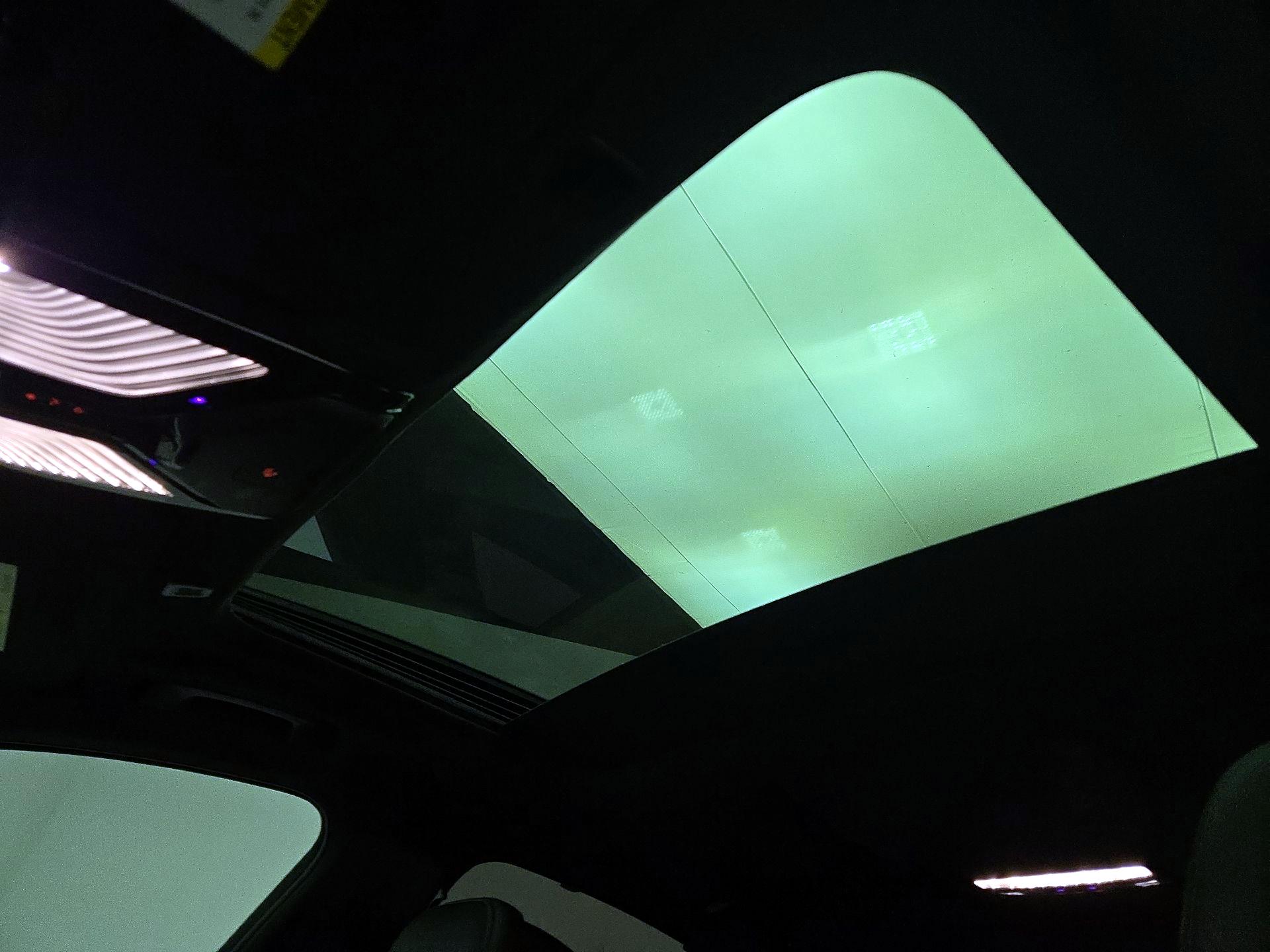 Thumbnail: 2022 BMW 5 Series - 20