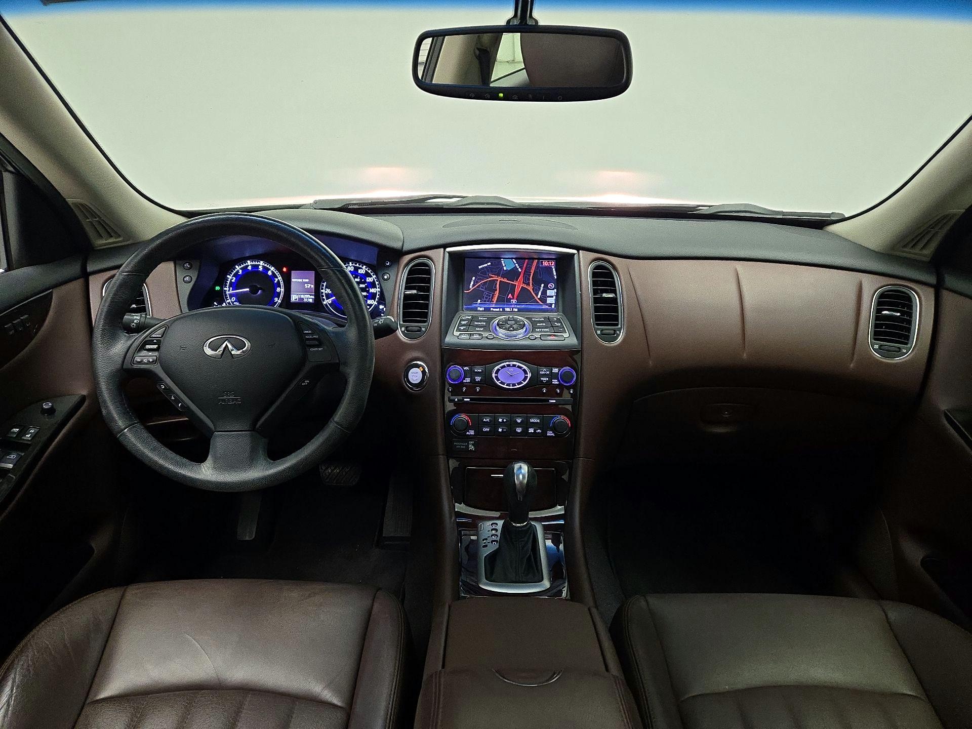 Thumbnail: 2016 INFINITI QX50 - 9
