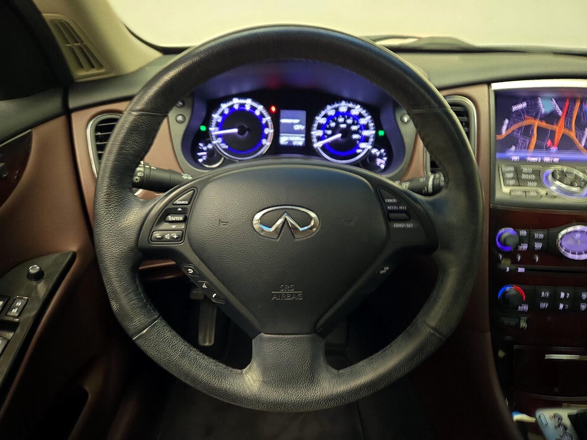 Thumbnail: 2016 INFINITI QX50 - 10