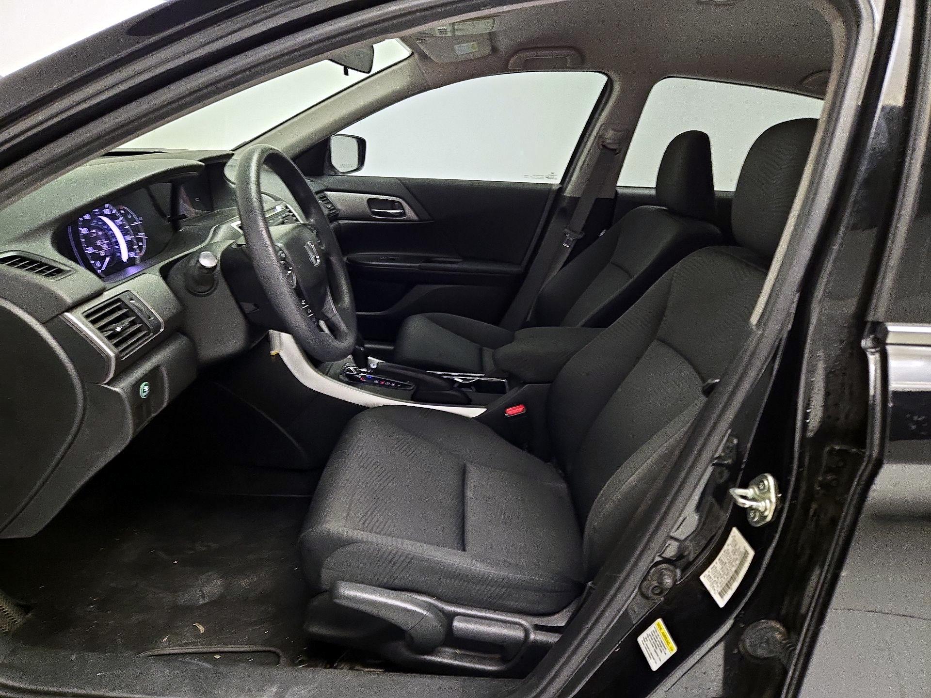 Thumbnail: 2015 Honda Accord - 11