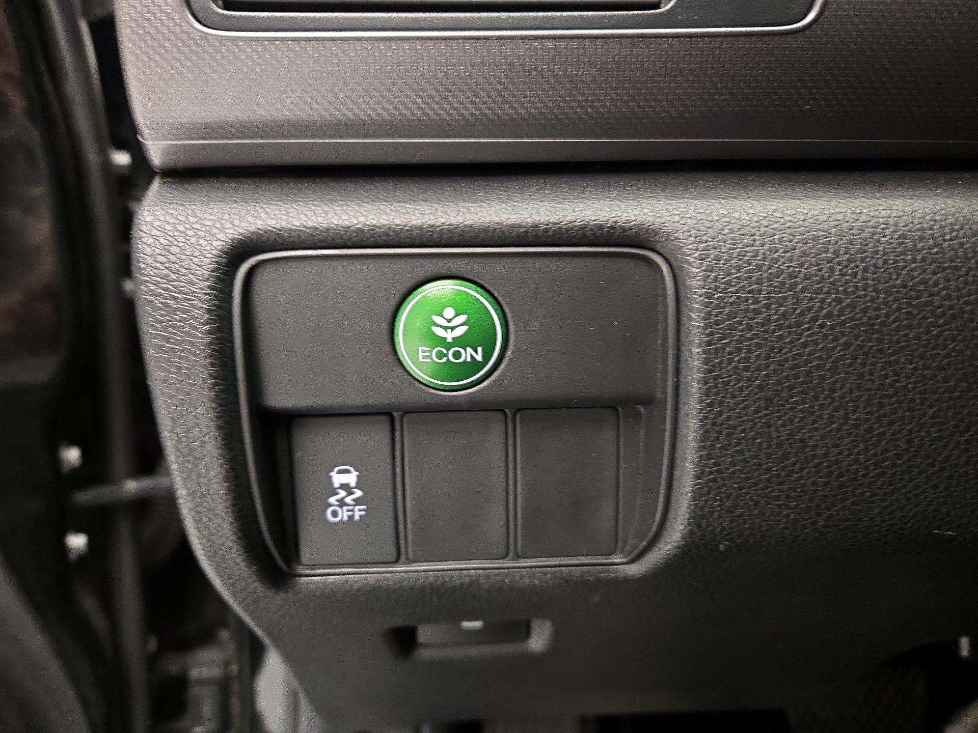 Thumbnail: 2015 Honda Accord - 13