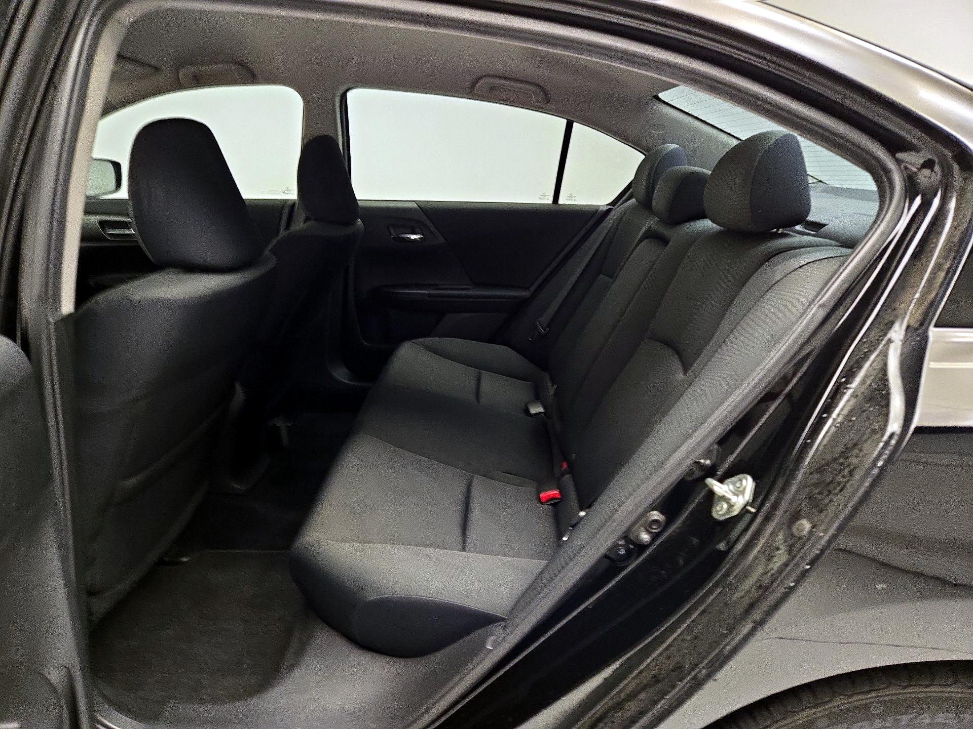 Thumbnail: 2015 Honda Accord - 19