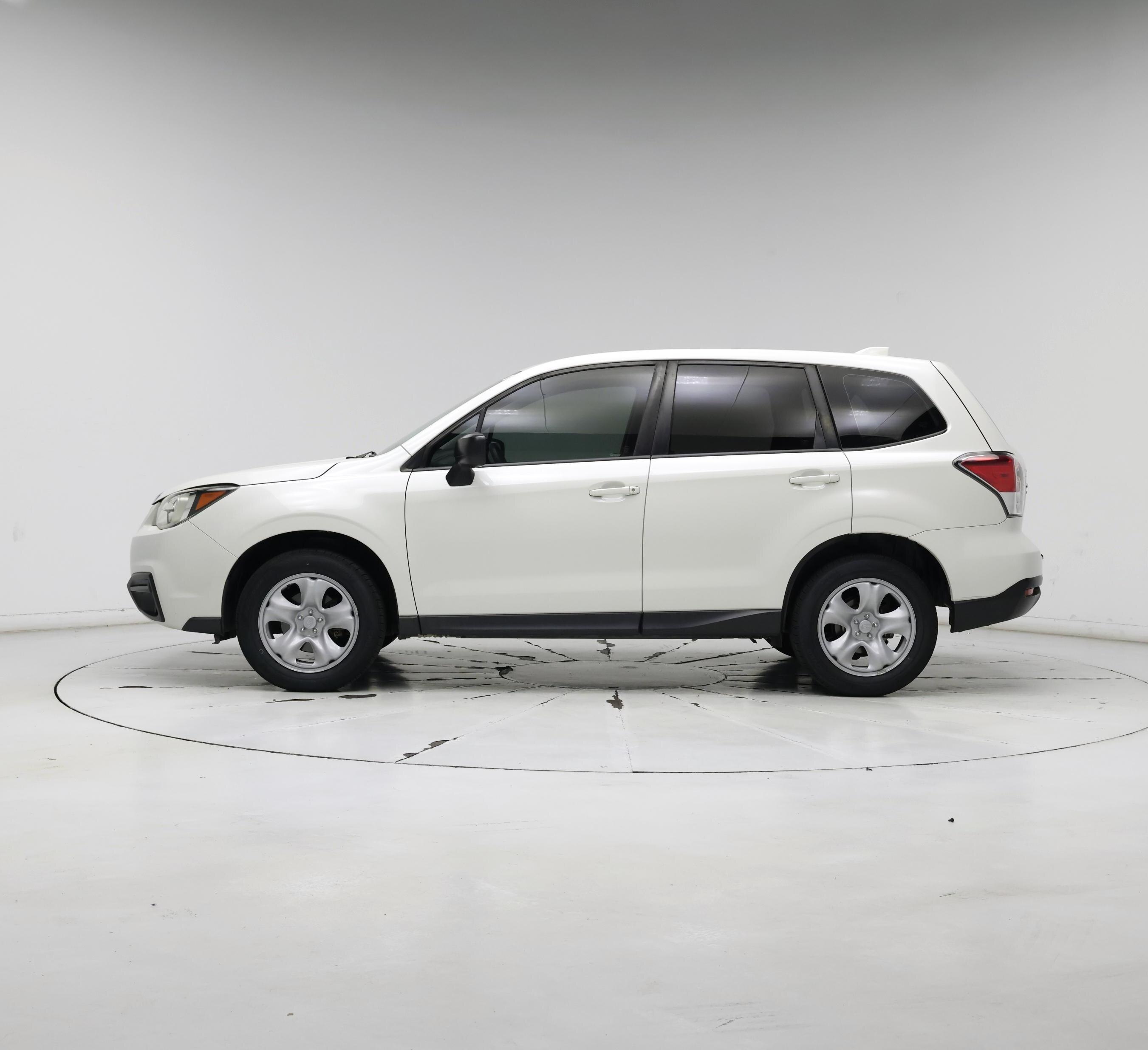 Thumbnail: 2017 Subaru Forester - 3