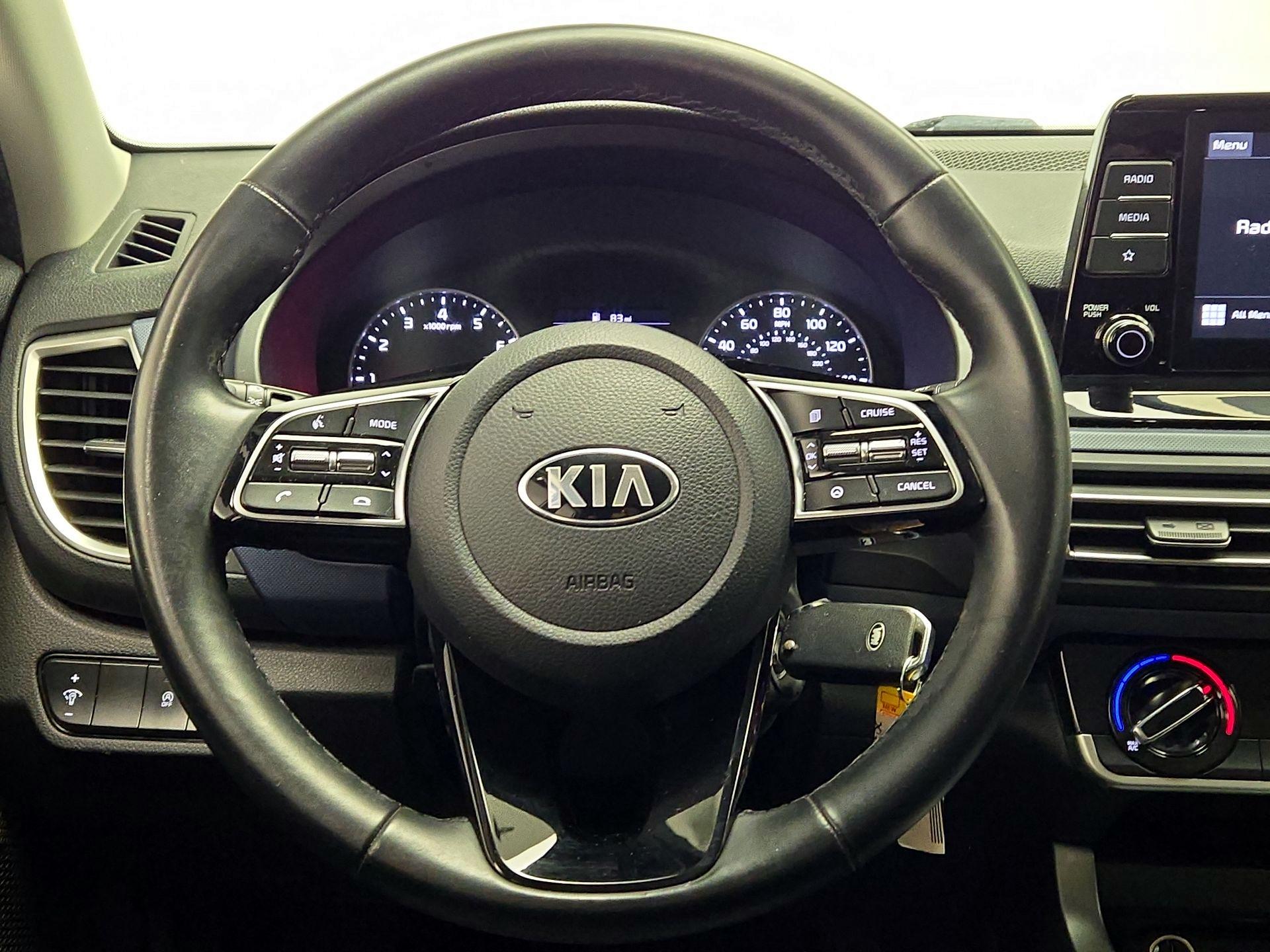 Thumbnail: 2021 Kia Seltos - 10