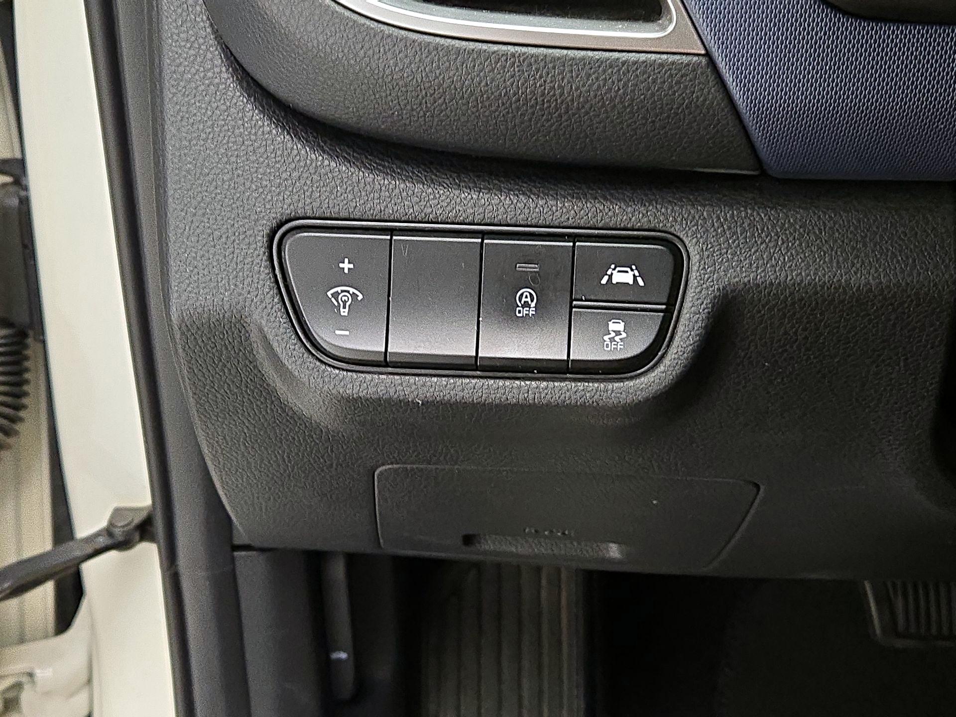 Thumbnail: 2021 Kia Seltos - 13