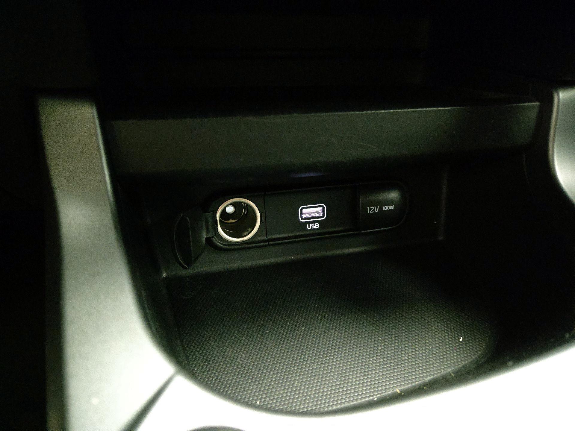 Thumbnail: 2021 Kia Seltos - 18