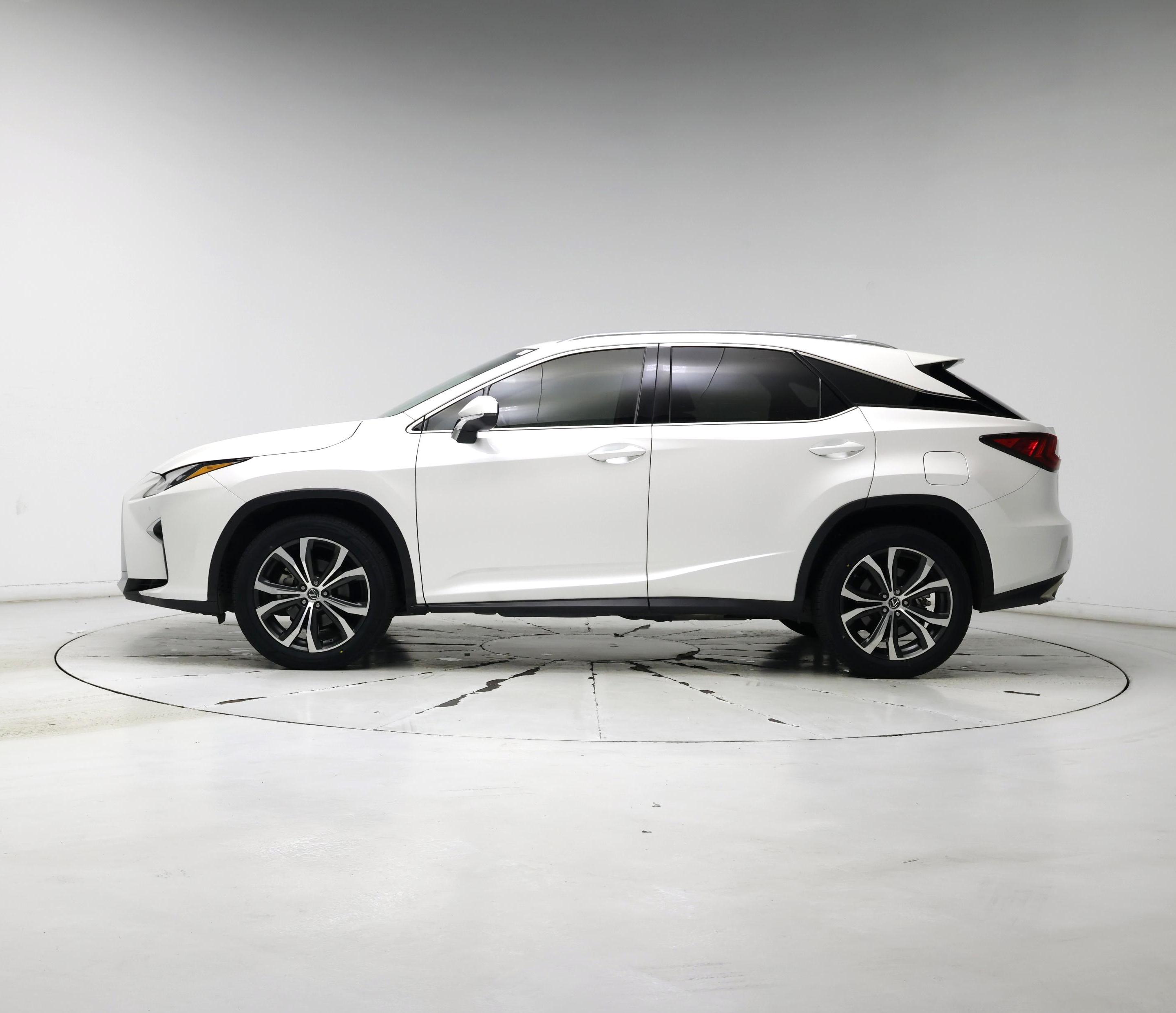 Thumbnail: 2018 Lexus RX - 3