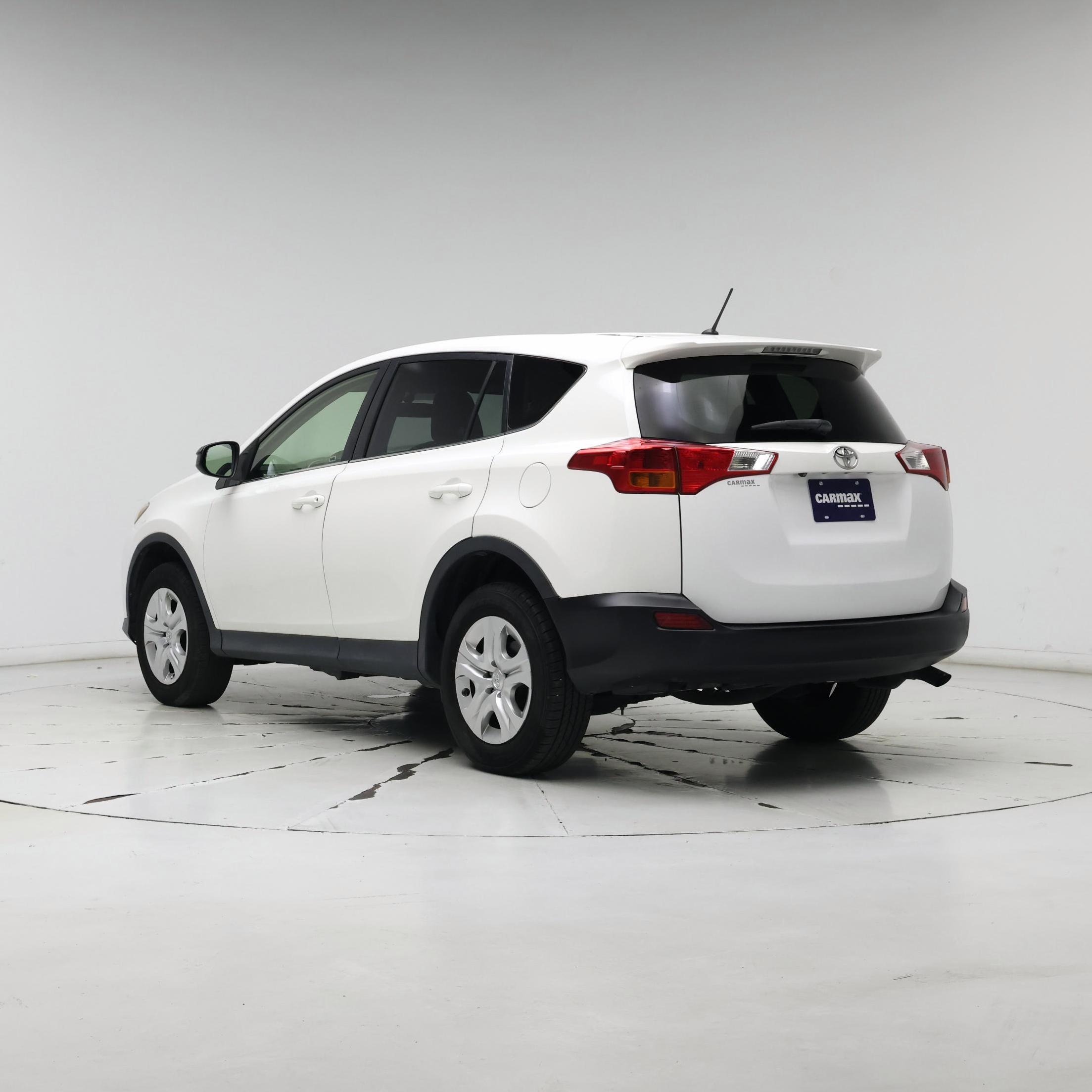 Thumbnail: 2015 Toyota RAV4 - 2