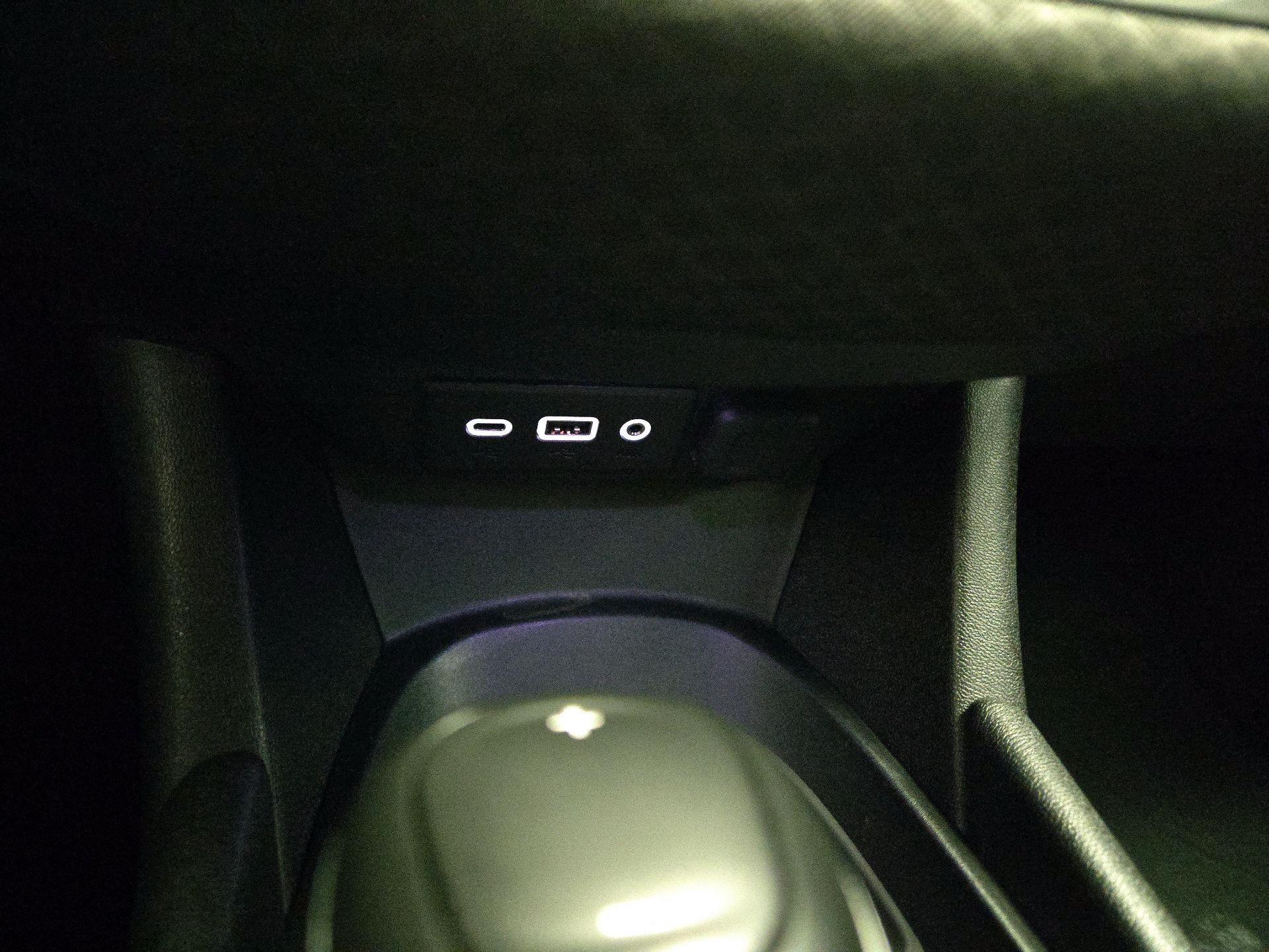 Thumbnail: 2019 Chevrolet Malibu - 18