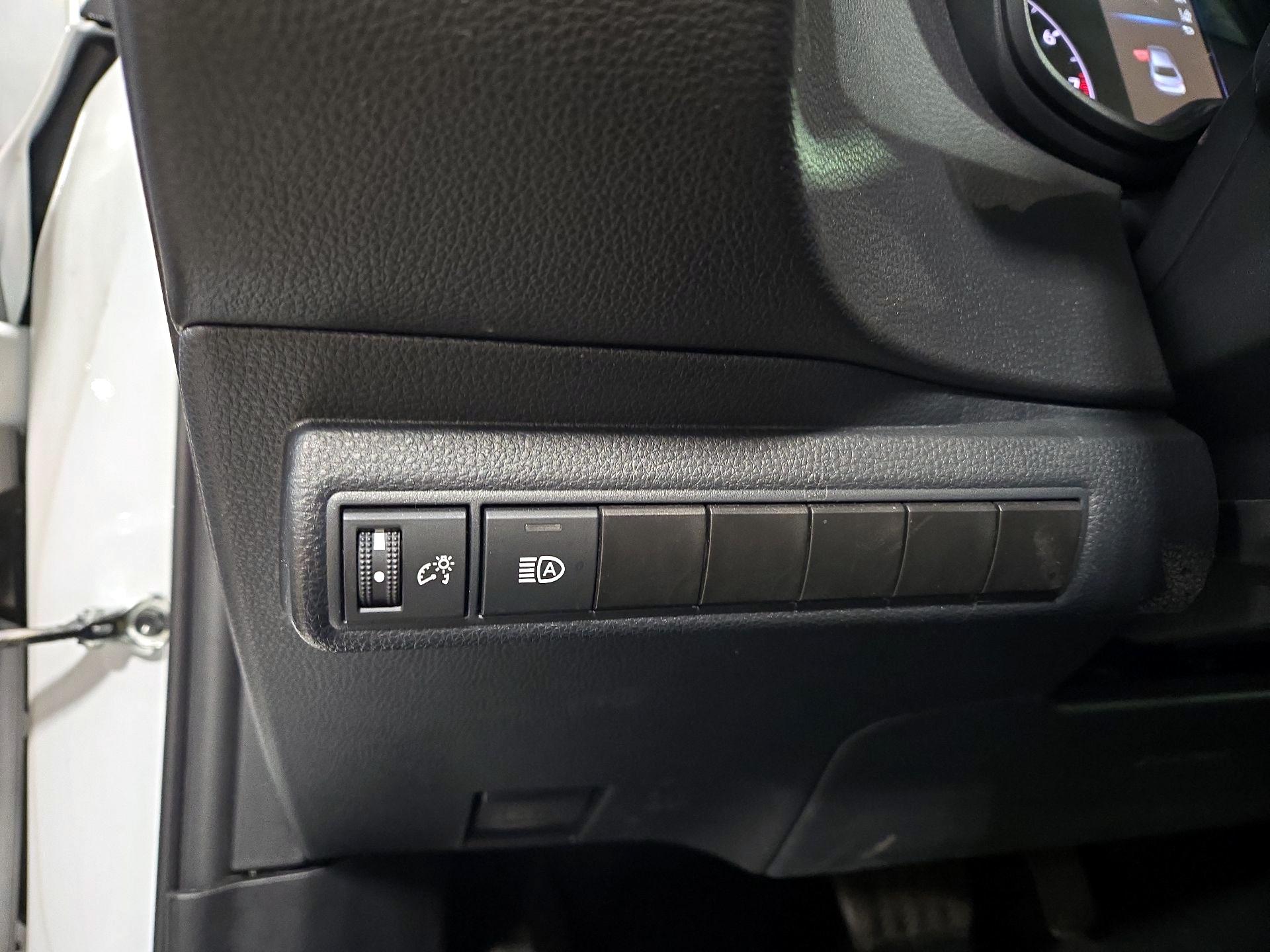 Thumbnail: 2024 Toyota Corolla - 13