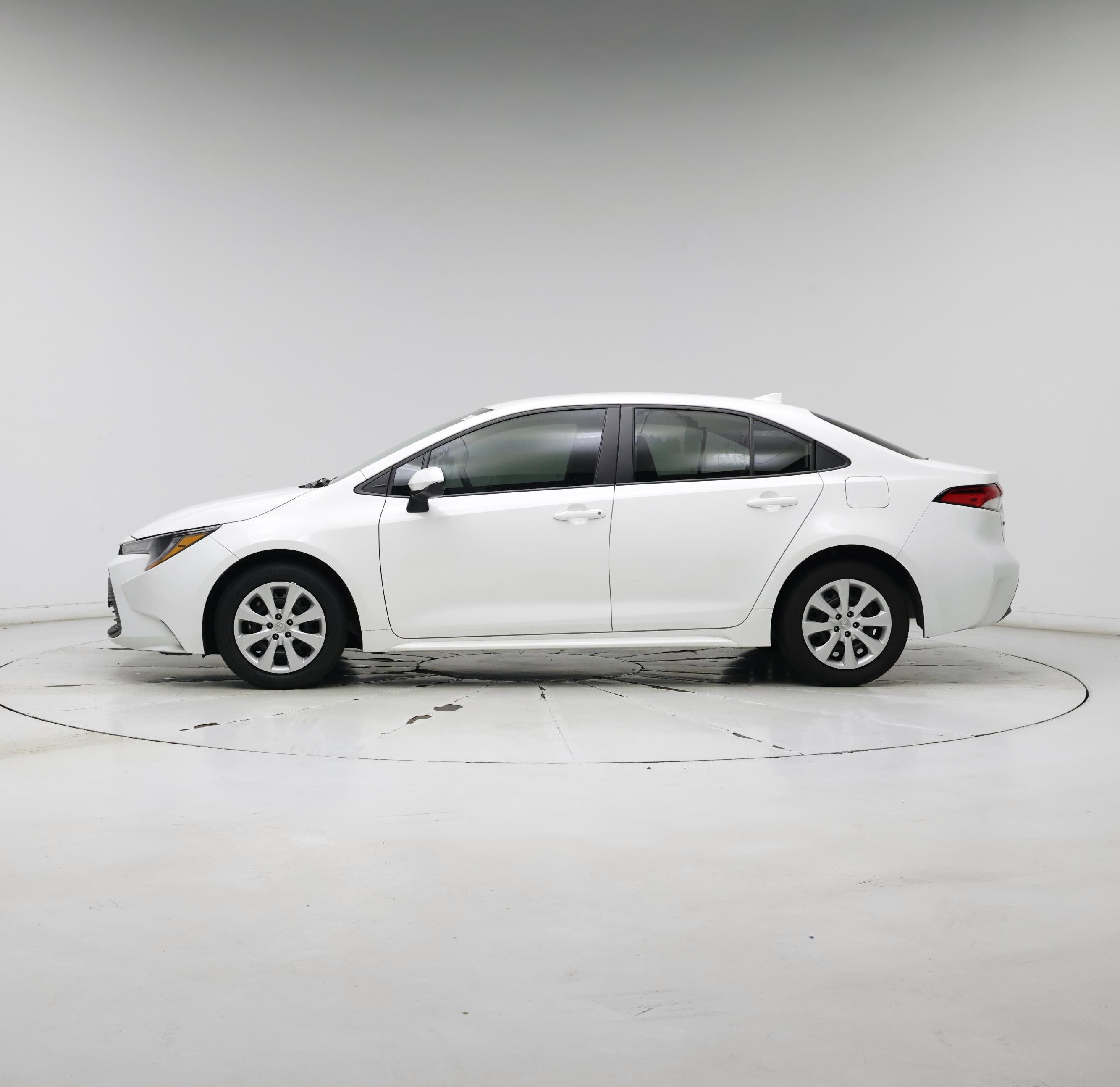 Thumbnail: 2024 Toyota Corolla - 3